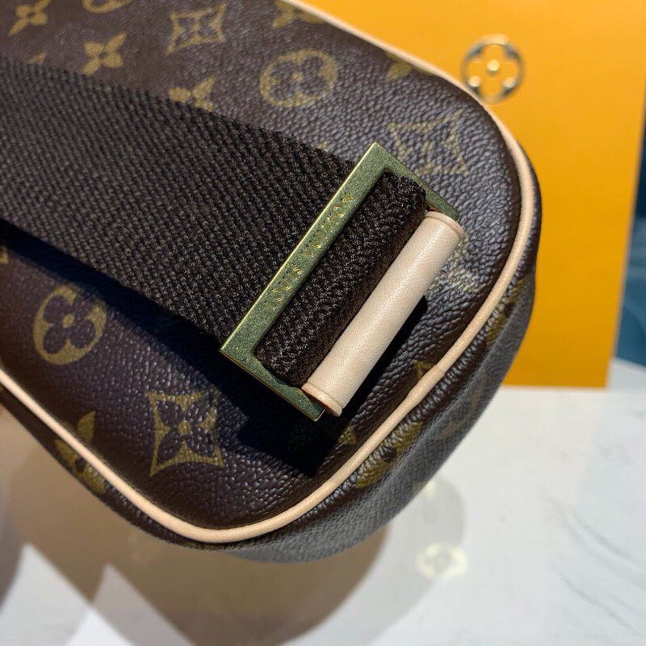 Top Quality Pochette Gange Monogram Canvas For Women, WoBags, Crossbody Bags 9.1in/23.1cm Top Quality M51870
