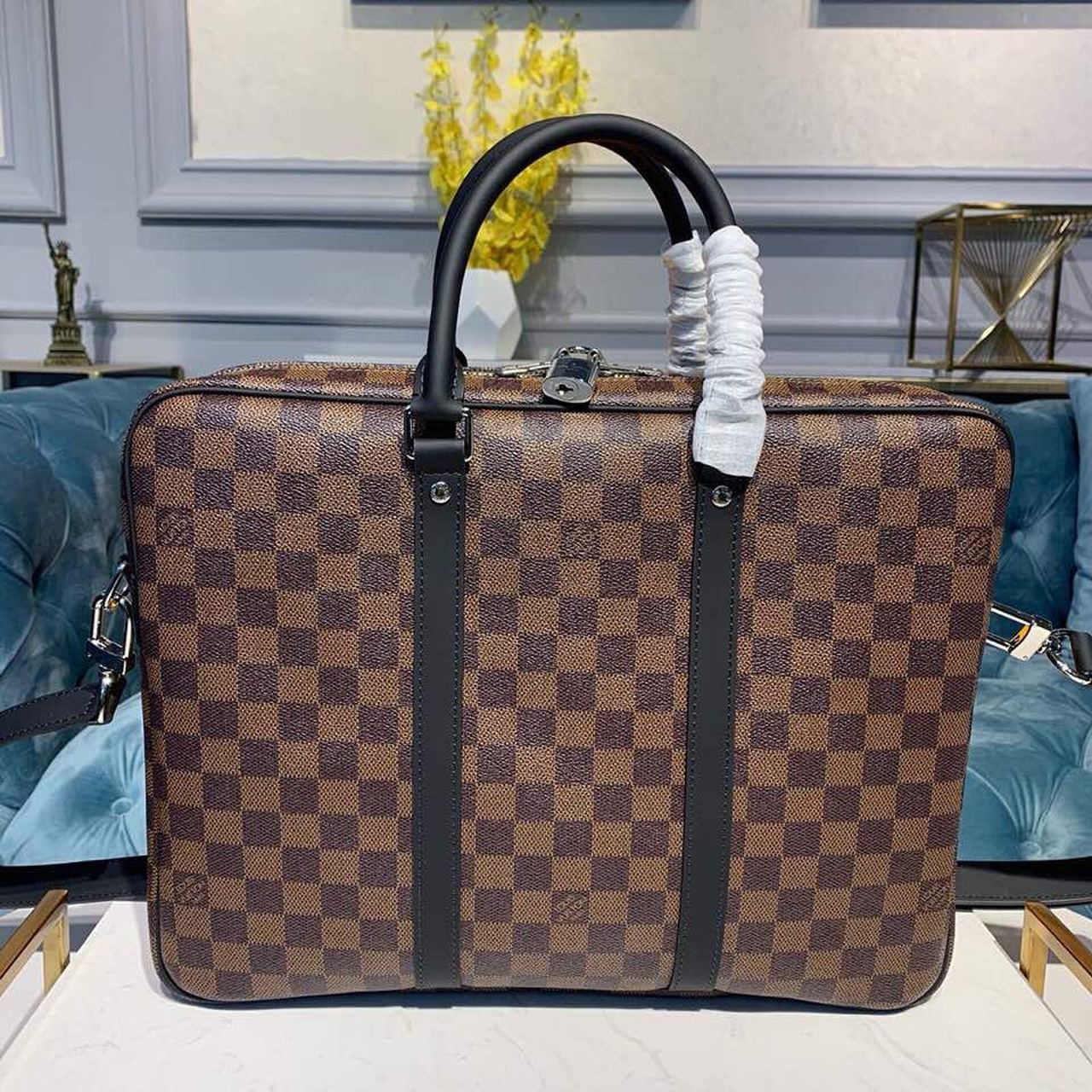Top Quality Porte Documents Voyage PM Damier Ebene Canvas For Women,  Shoulder And Crossbody Bags 14.6in/37cm Top Quality N41466