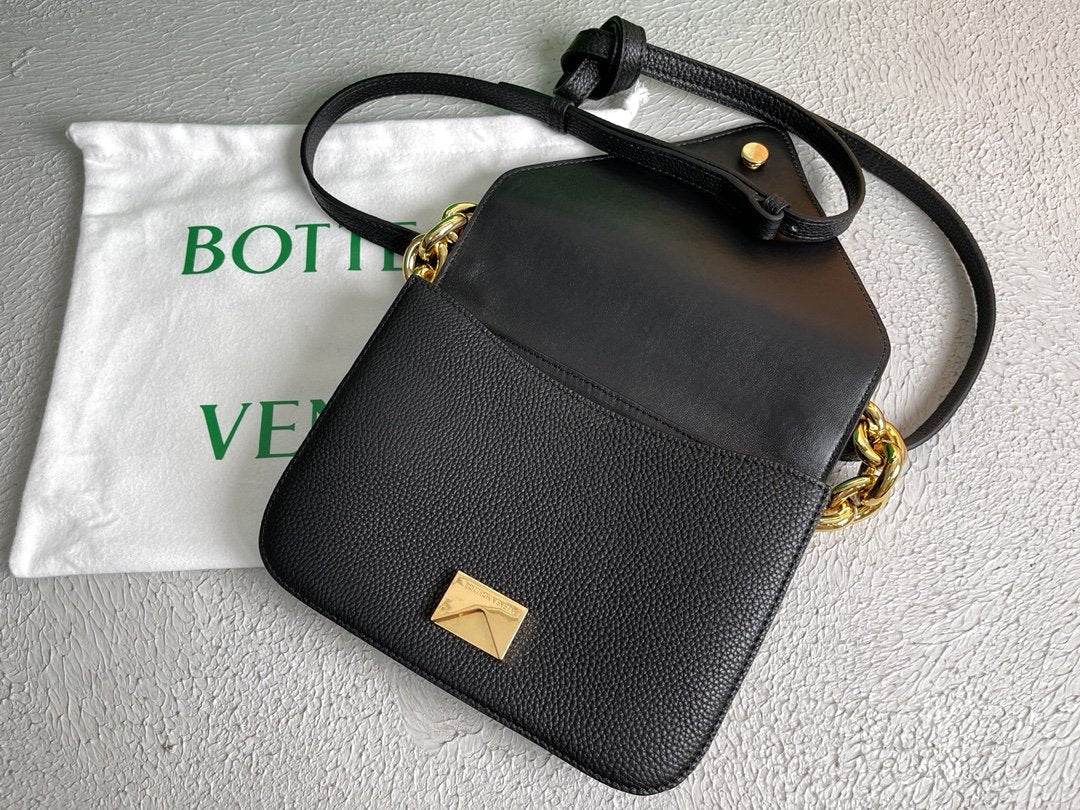 Top Quality Mount Black, For Women, Women’s Bags 8.3in/21cm 667399V12M08425