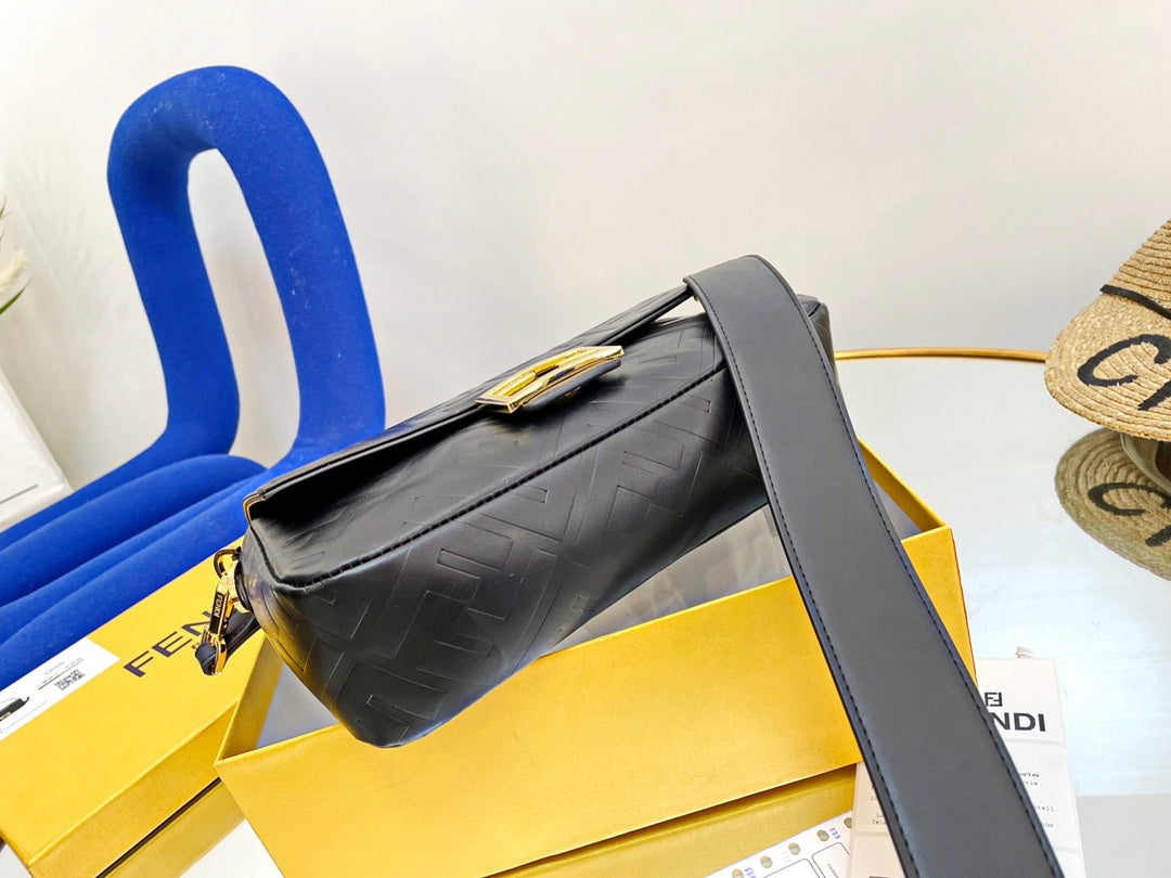 EN - New 1:1 rep  Bags FEI 257
