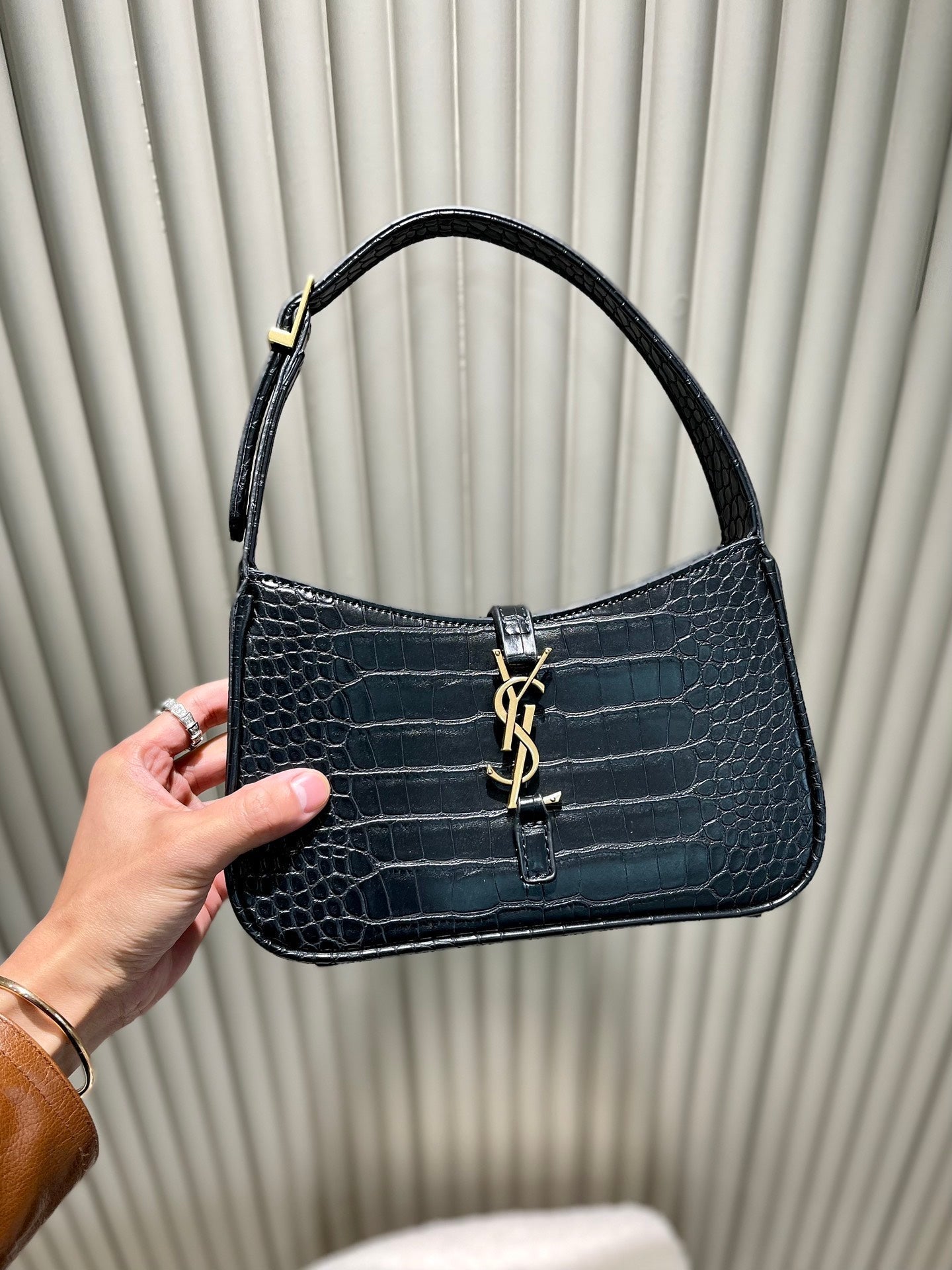 EN - New 1:1 rep  Bags SLY 223