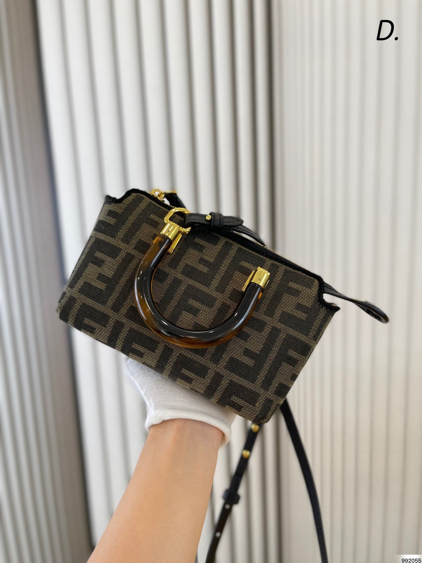 EN - New 1:1 rep Lux Bags FEI 276