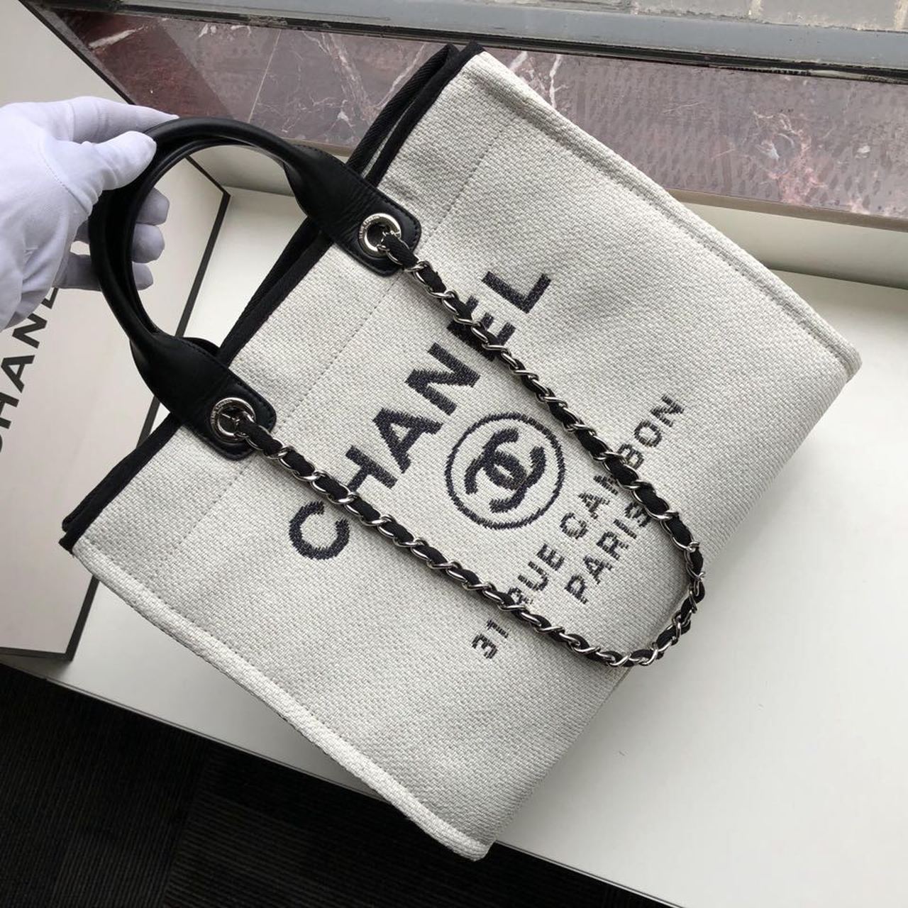 CHLSmall Shopping Bag Silver Hardware White For Women, Women’s Handbags, Shoulder Bags 15in/39cm AS3257