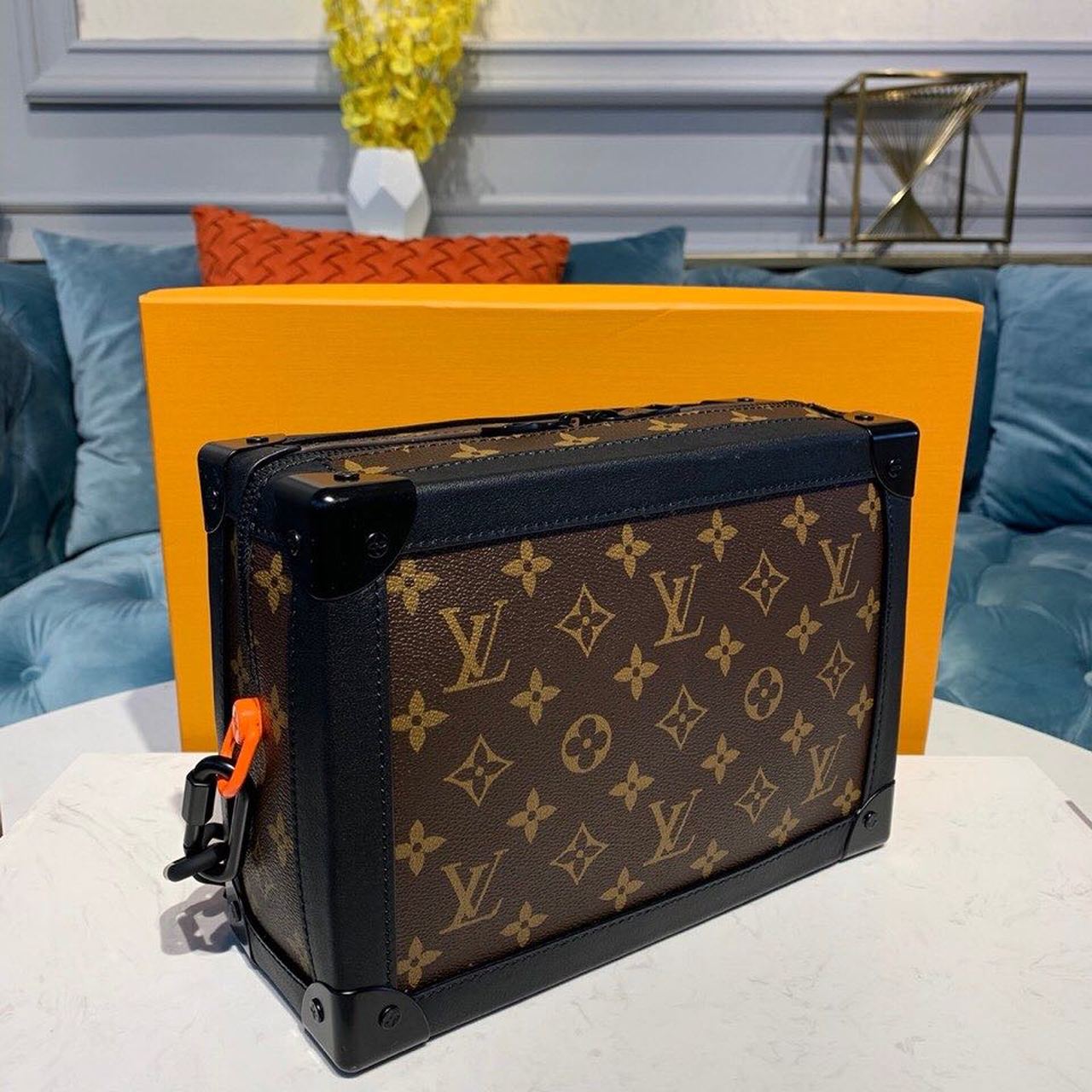 Top Quality Soft Trunk Monogram Canvas For Women,  Shoulder And Crossbody Bags 9.4in/24cm Top Quality