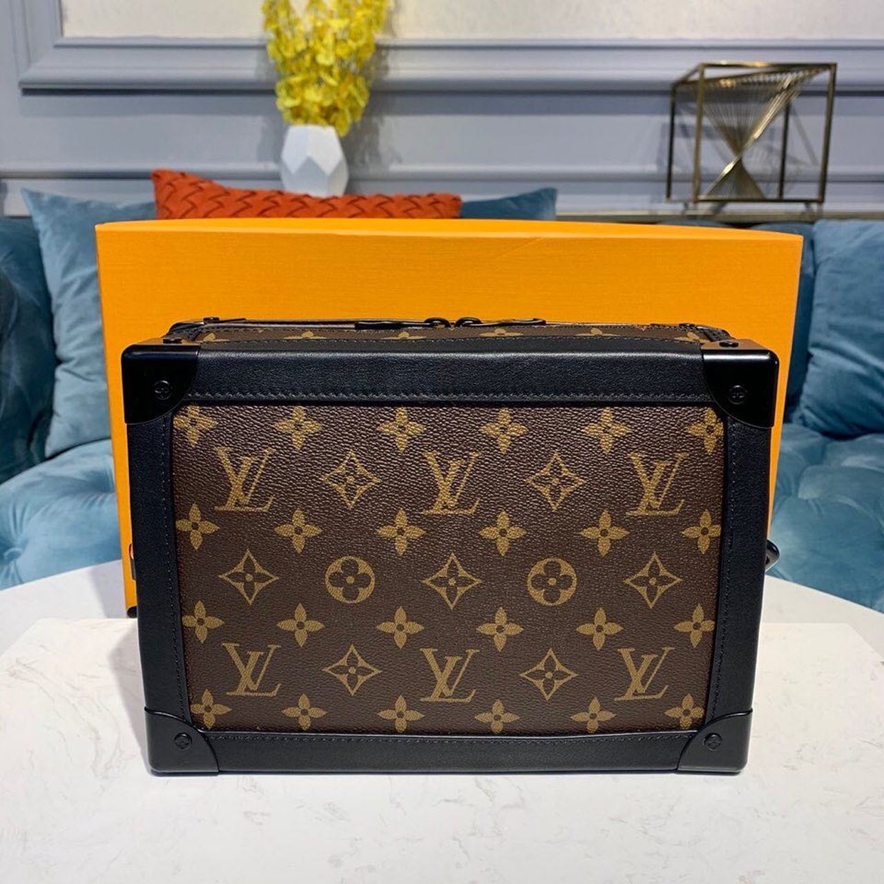 Top Quality Soft Trunk Monogram Canvas For Women,  Shoulder And Crossbody Bags 9.4in/24cm Top Quality