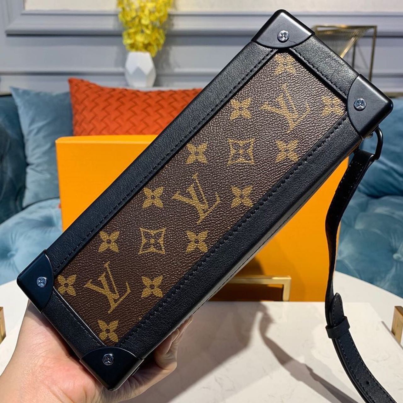Top Quality Soft Trunk Monogram Canvas For Women,  Shoulder And Crossbody Bags 9.4in/24cm Top Quality