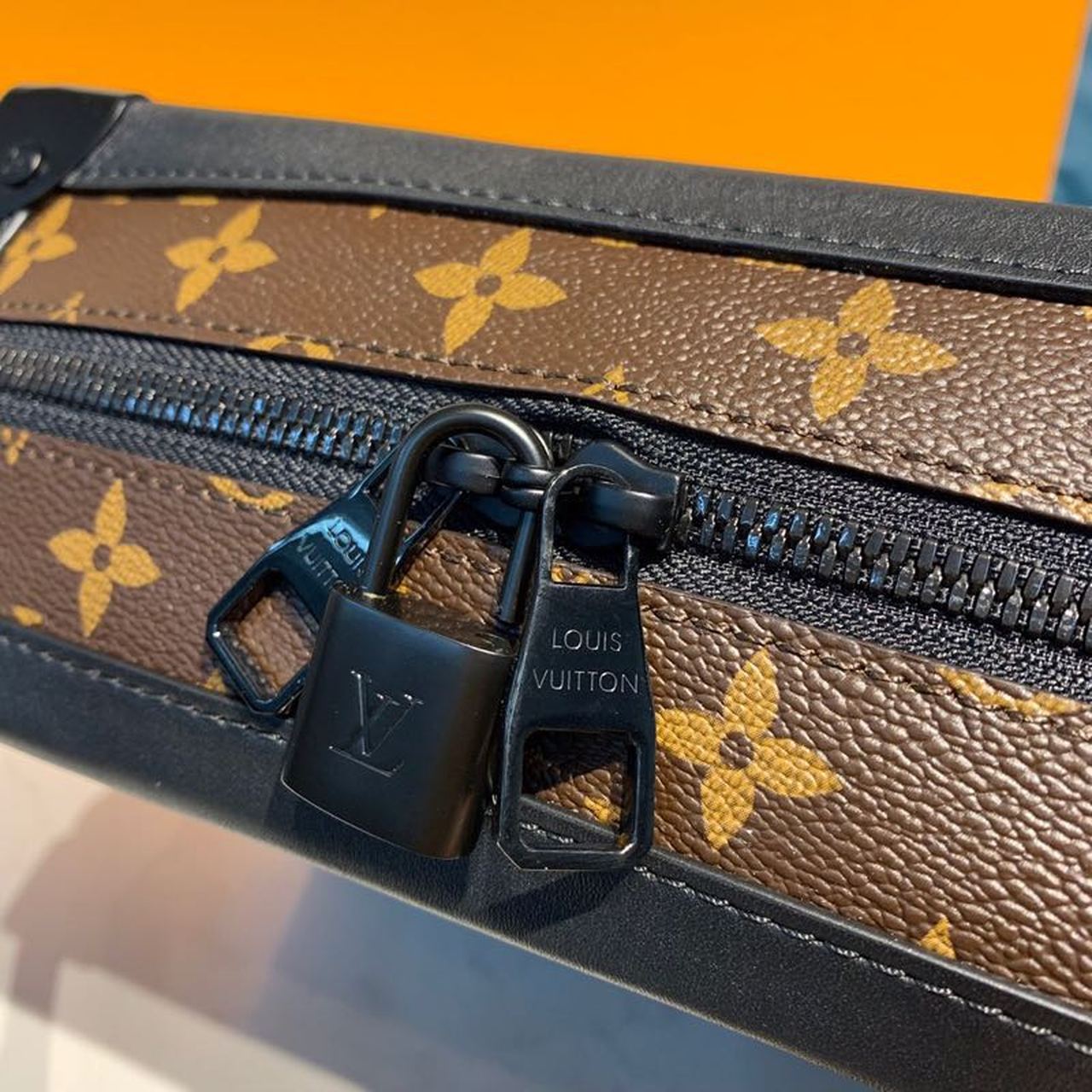 Top Quality Soft Trunk Monogram Canvas For Men, Bags, Shoulder And Crossbody Bags 9.8in/25cm Top Quality M44478