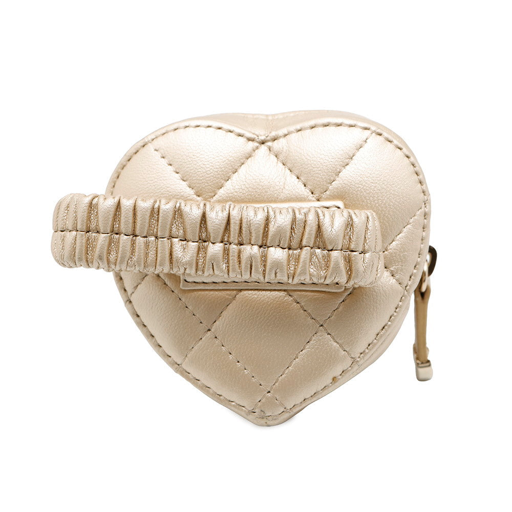 CHANEL Heart-shaped arm coin purse GoldAP2786 Lambskin