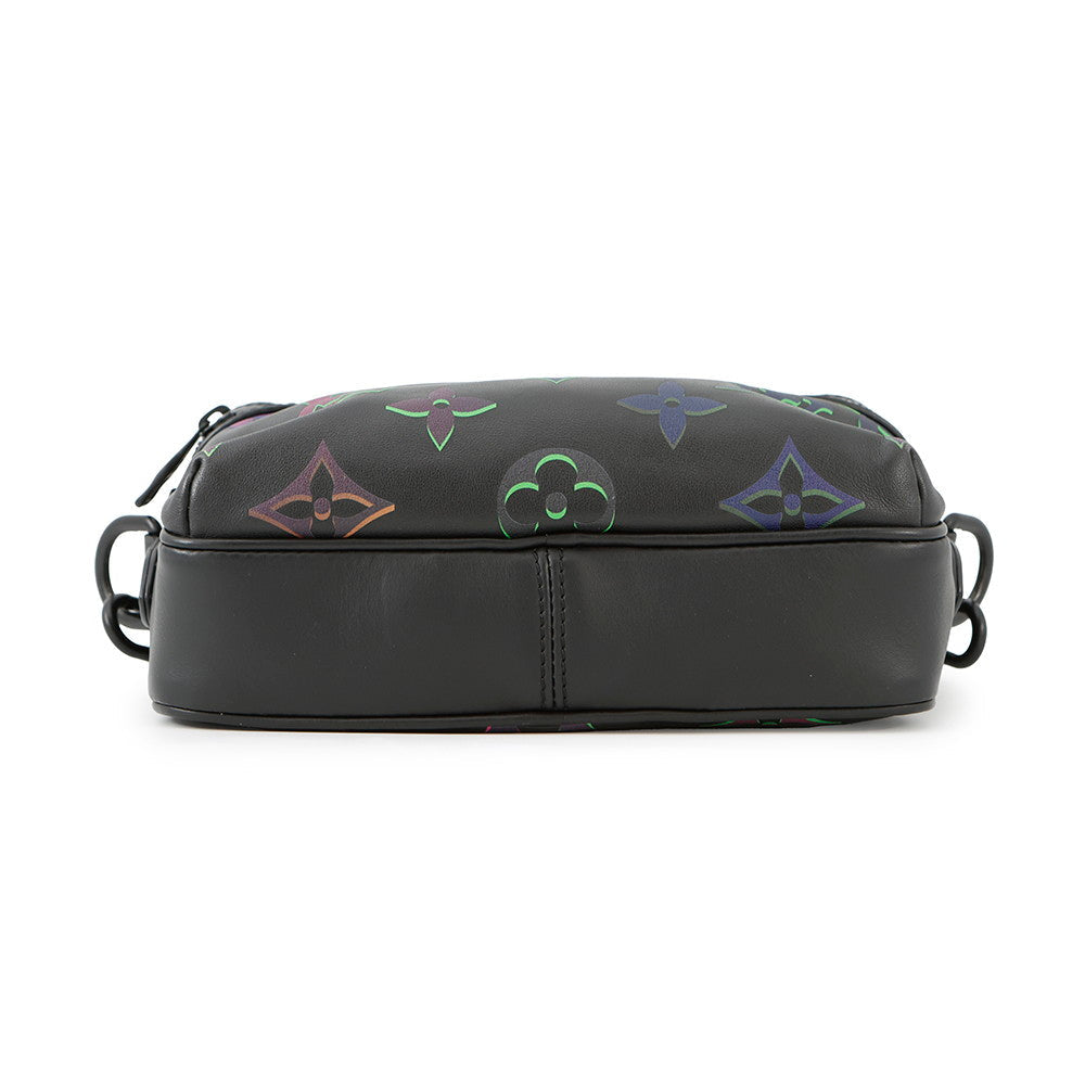 LOUIS VUITTON comet messenger NoirM22495 Calf Leather Monogram・Pattern Size PM