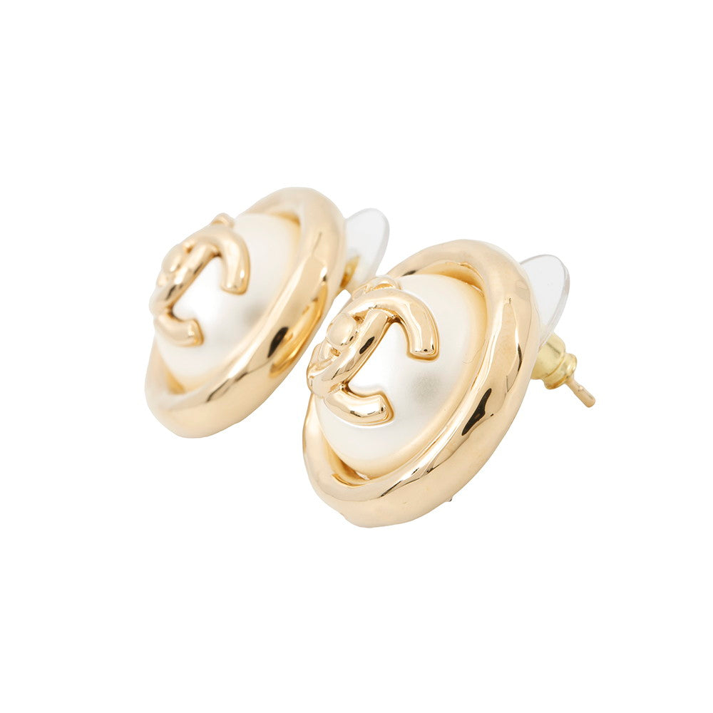 CHANEL CC Logo Faux Pearl EarringsABD690 Gold Plated Faux Pearl