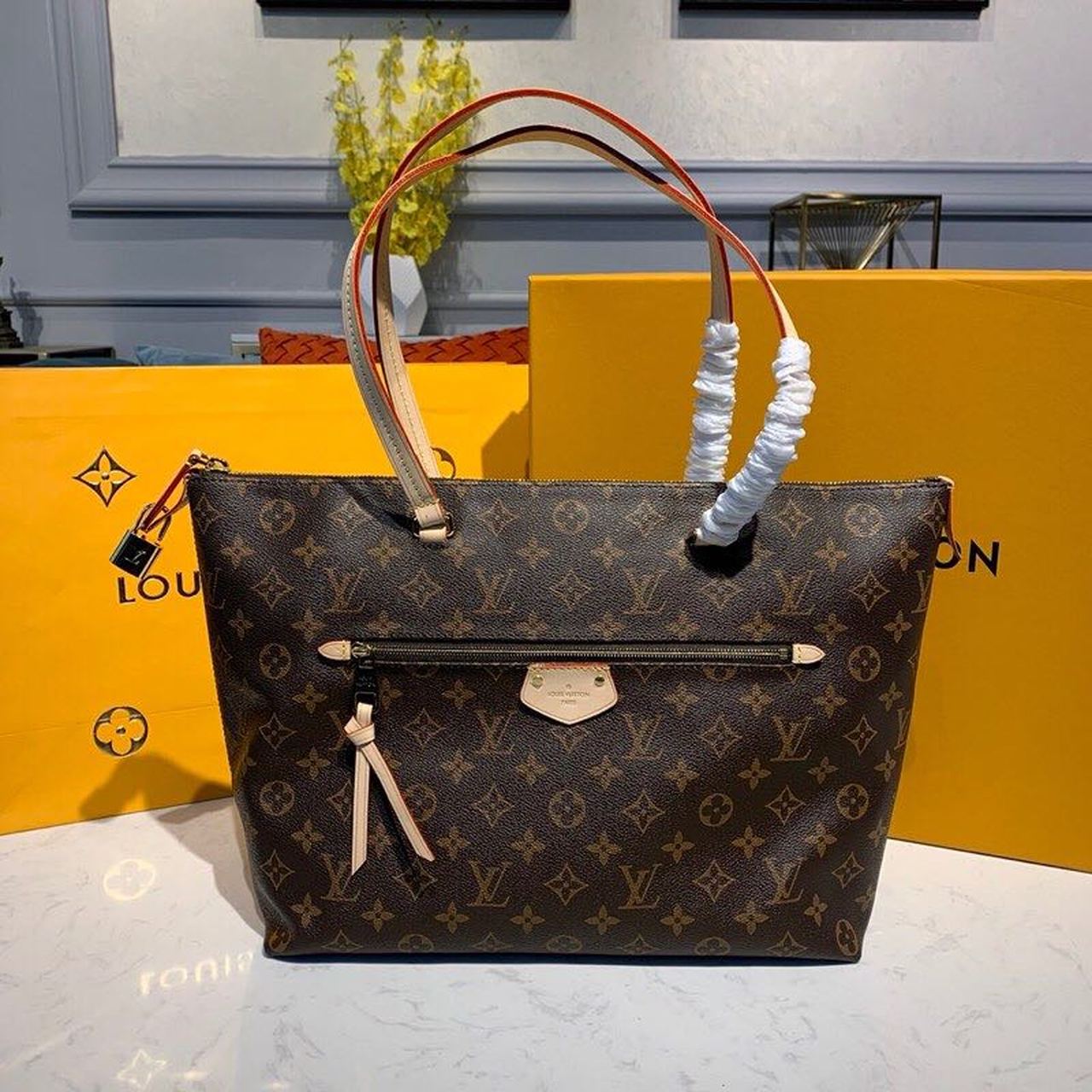 Top Quality Lena MM Monogram Canvas For Women, Womens Handbags, Shoulder Bags 16.5in/42cm Top Quality M42267