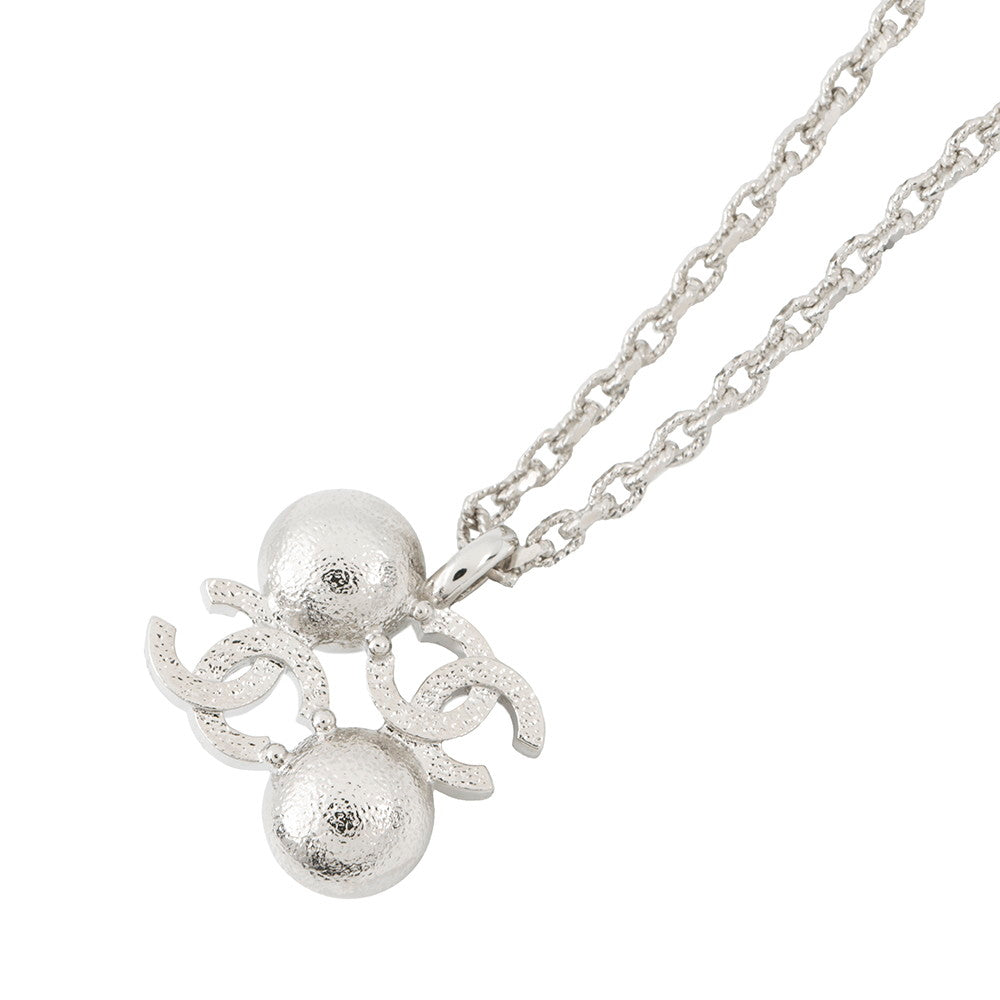 CHANEL CC Logo Faux Pearl Necklace Silver Metal Faux Pearl Rhinestone