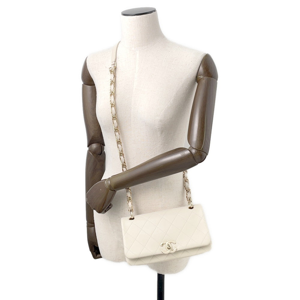 CHANEL Matelasse ChainShoulder Off-whiteAS2318 Calf Leather