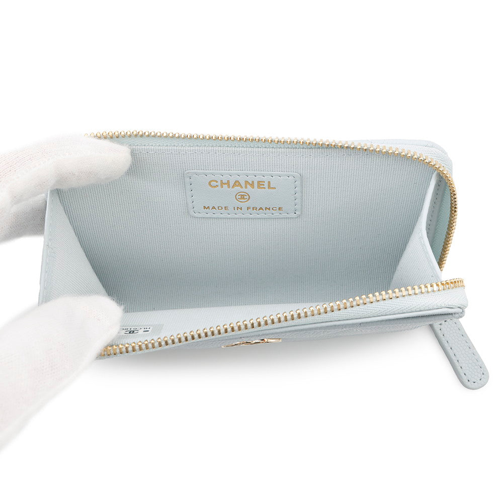 CHANEL Matelasse CC Logo Fragment Case Baby BlueAP4822 Caviar Leather/Rhinestone