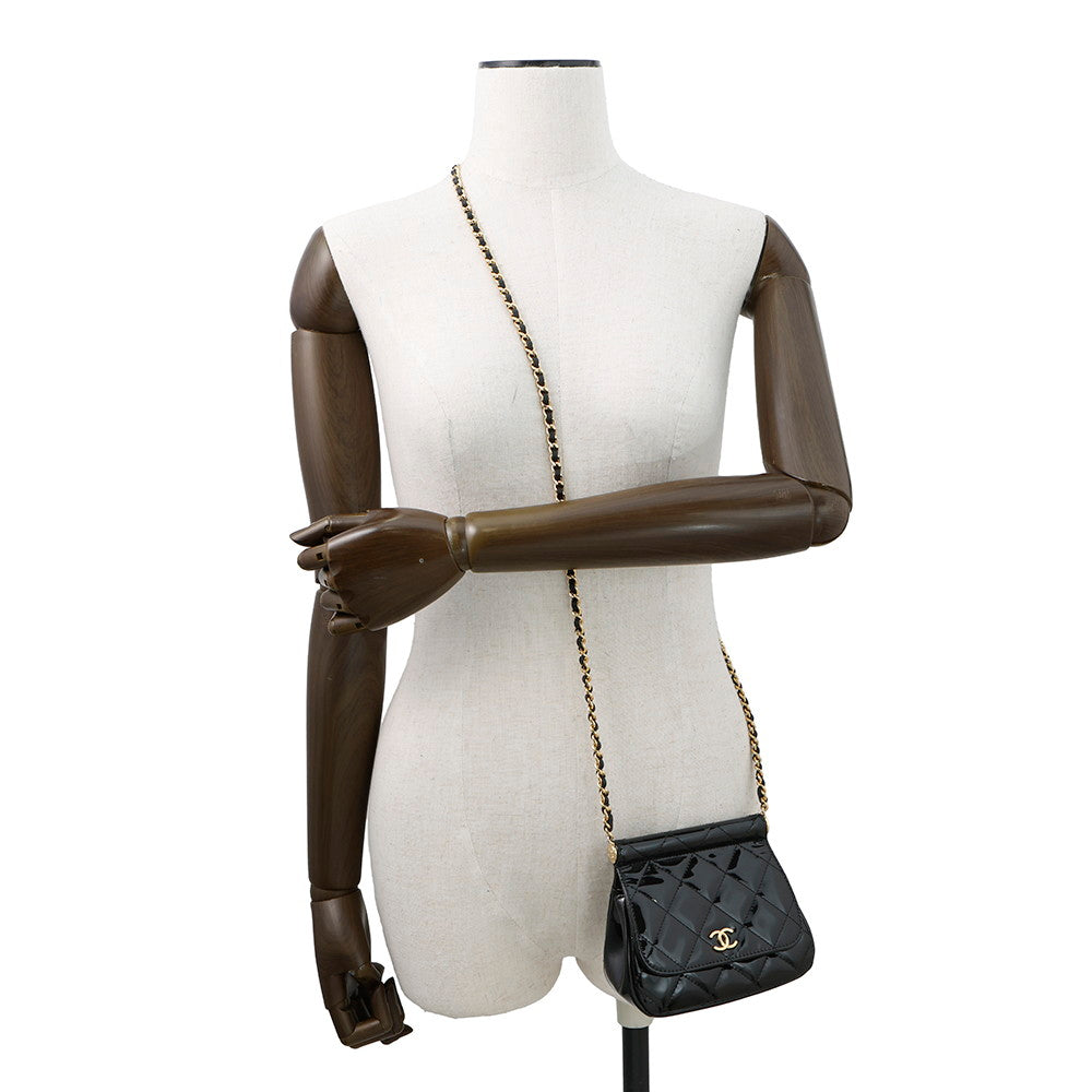 CHANEL Matelasse Mini Chain Shoulder Bag BlackAP3005 Patent Leather
