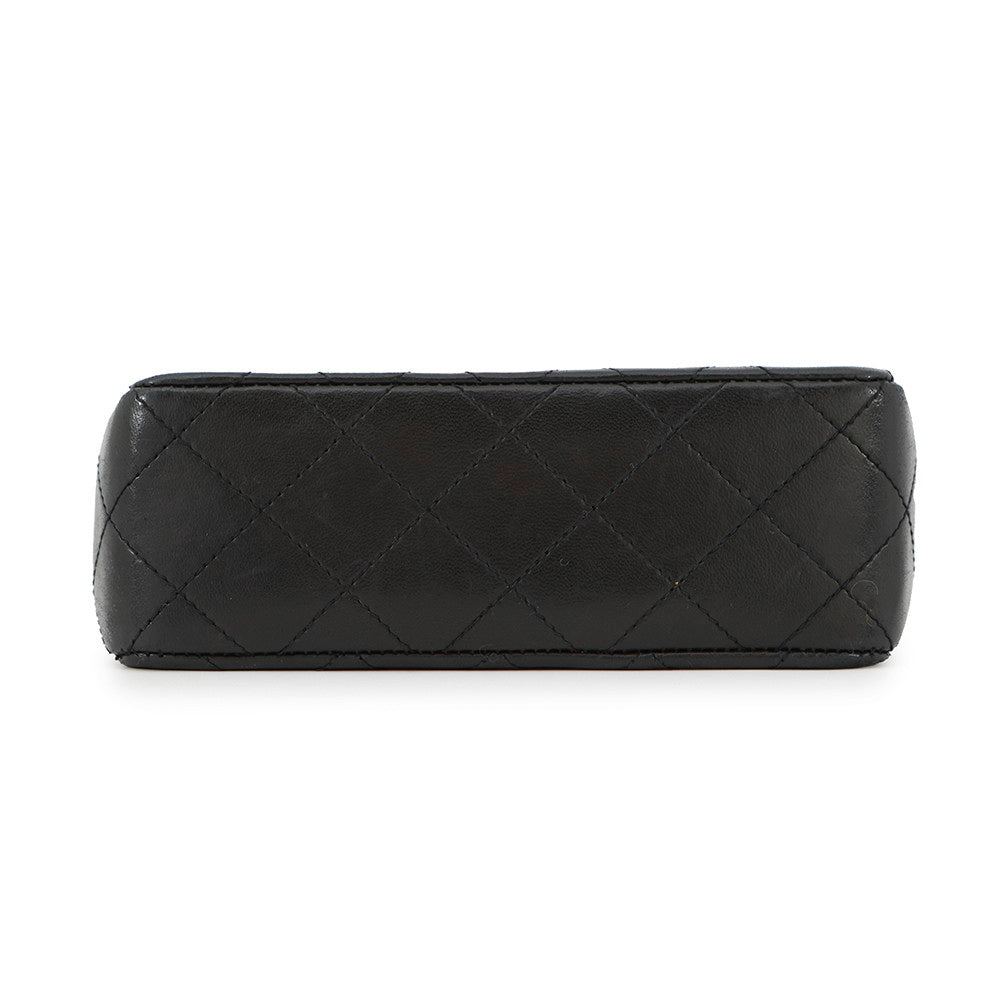 CHANEL Matelasse ChainShoulder Bag Black/White Lambskin Size 18