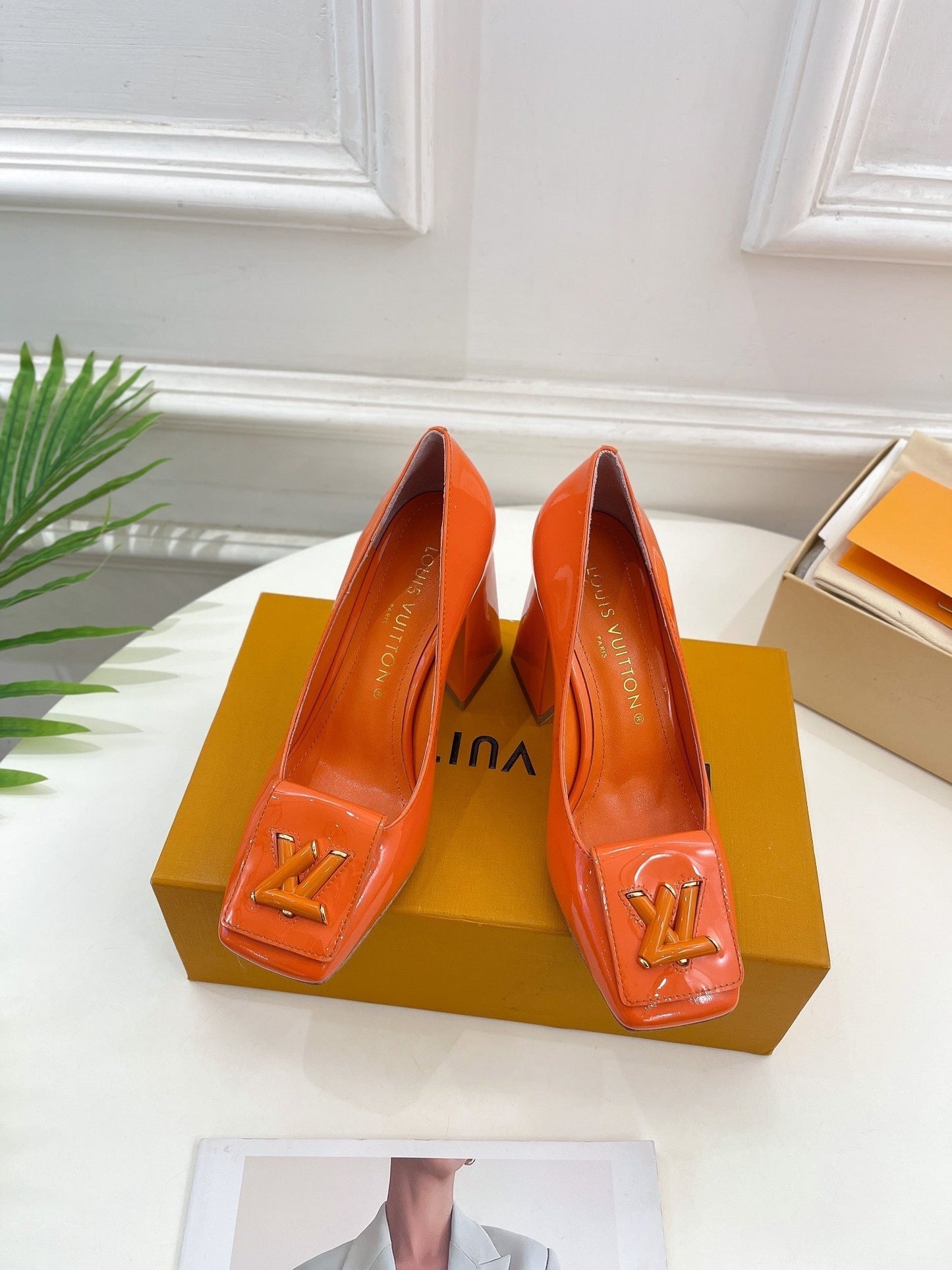 New 1:1 rep LUV High Heel Shoes 010