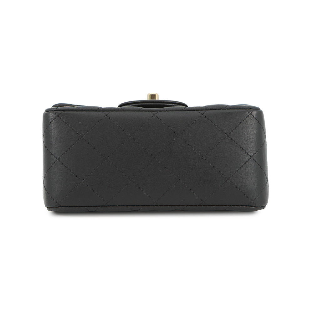 CHANEL Mini Matelasse Single Flap Single Chain Shoulder Bag BlackA35200 Lambskin