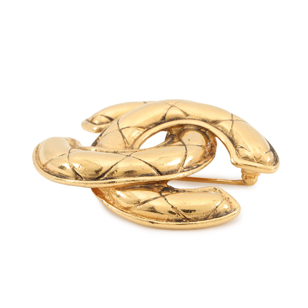CHANEL Matelasse CC LogoBrooch Gold Metal