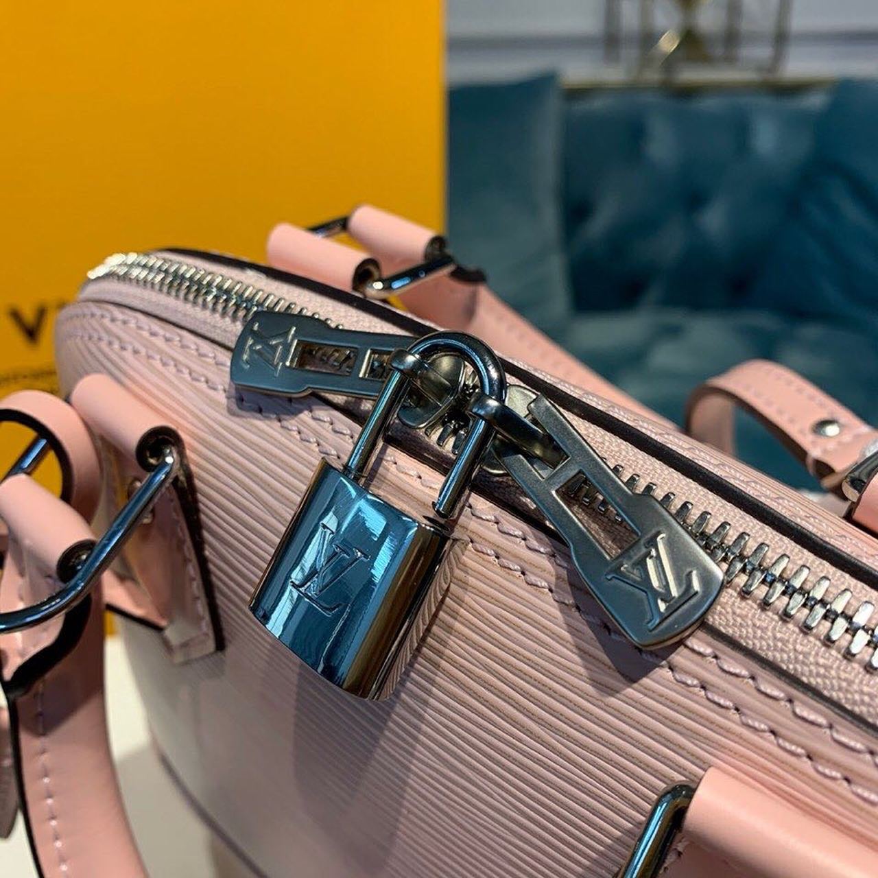 Top Quality Alma BB Epi Rose Ballerine Pink For Women,  Shoulder And Crossbody Bags 9.2in/23.5cm Top Quality M41327