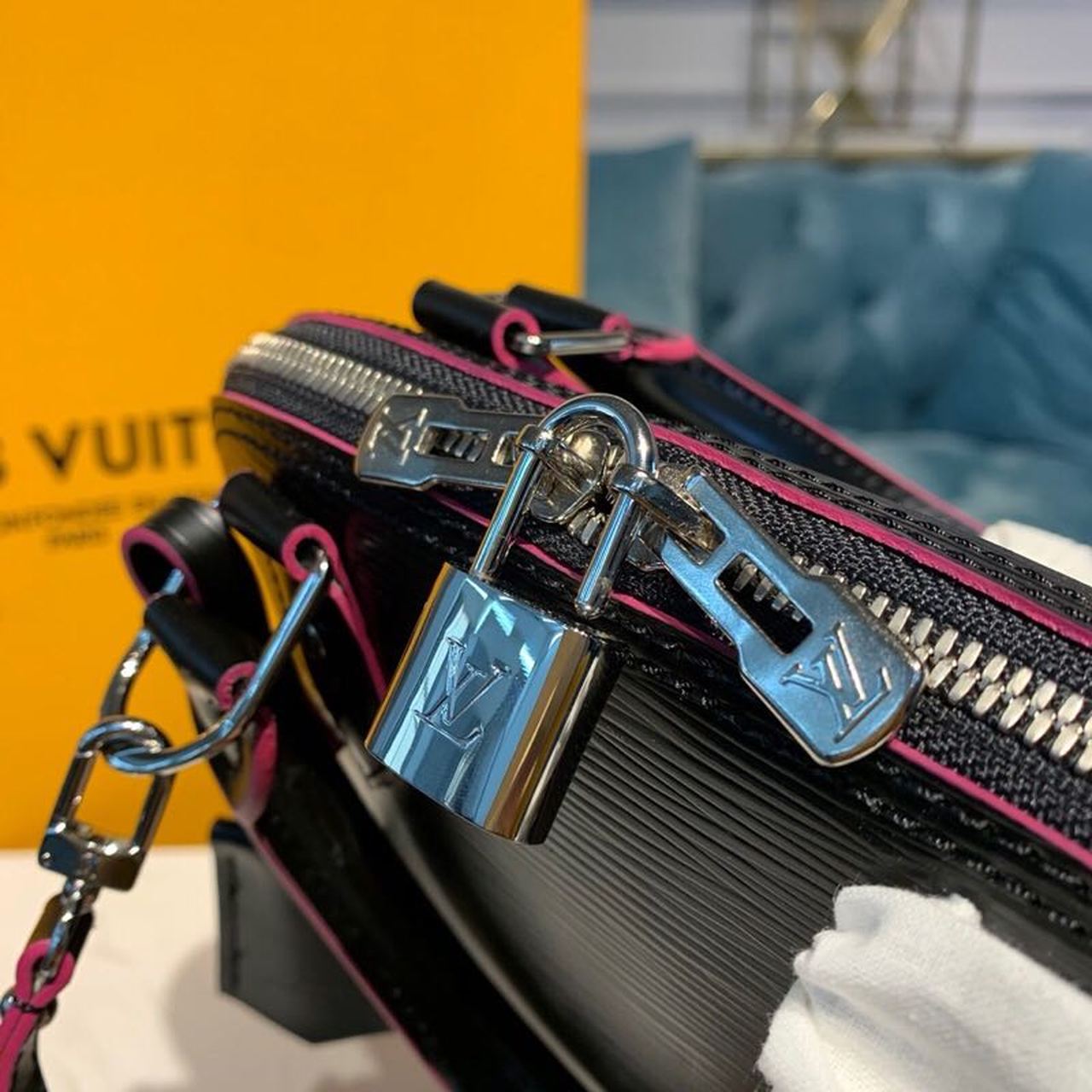 Top Quality Alma BB Epi Black/Pink For Women,  Shoulder And Crossbody Bags 9.2in/23.5cm Top Quality