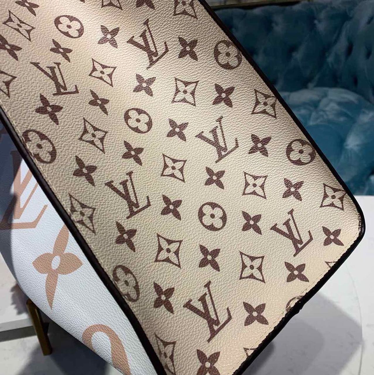 Top Quality OnTheGo GM Tote Bag Monogram Giant Canvas Khaki/Cream/Beige For Women,  Shoulder Bags 16.3in/41.5cm Top Quality M44571