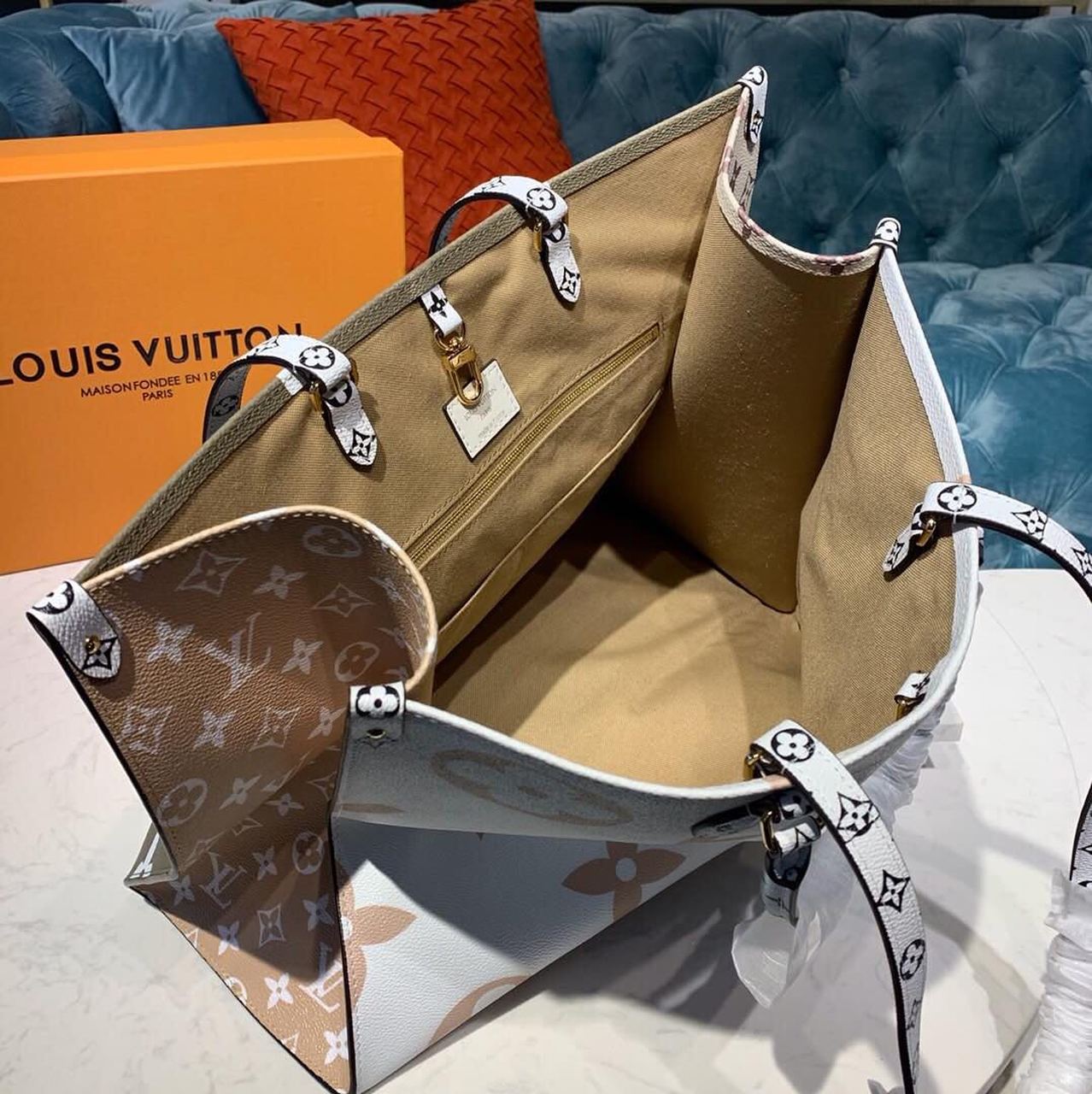 Top Quality OnTheGo GM Tote Bag Monogram Giant Canvas Khaki/Cream/Beige For Women,  Shoulder Bags 16.3in/41.5cm Top Quality M44571