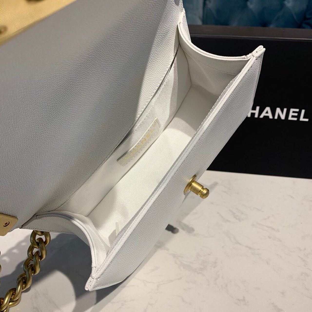 CHLSmall Boy Handbag White For Women, Women’s Bags, Shoulder And Crossbody Bags 7.8in/20cm A67085