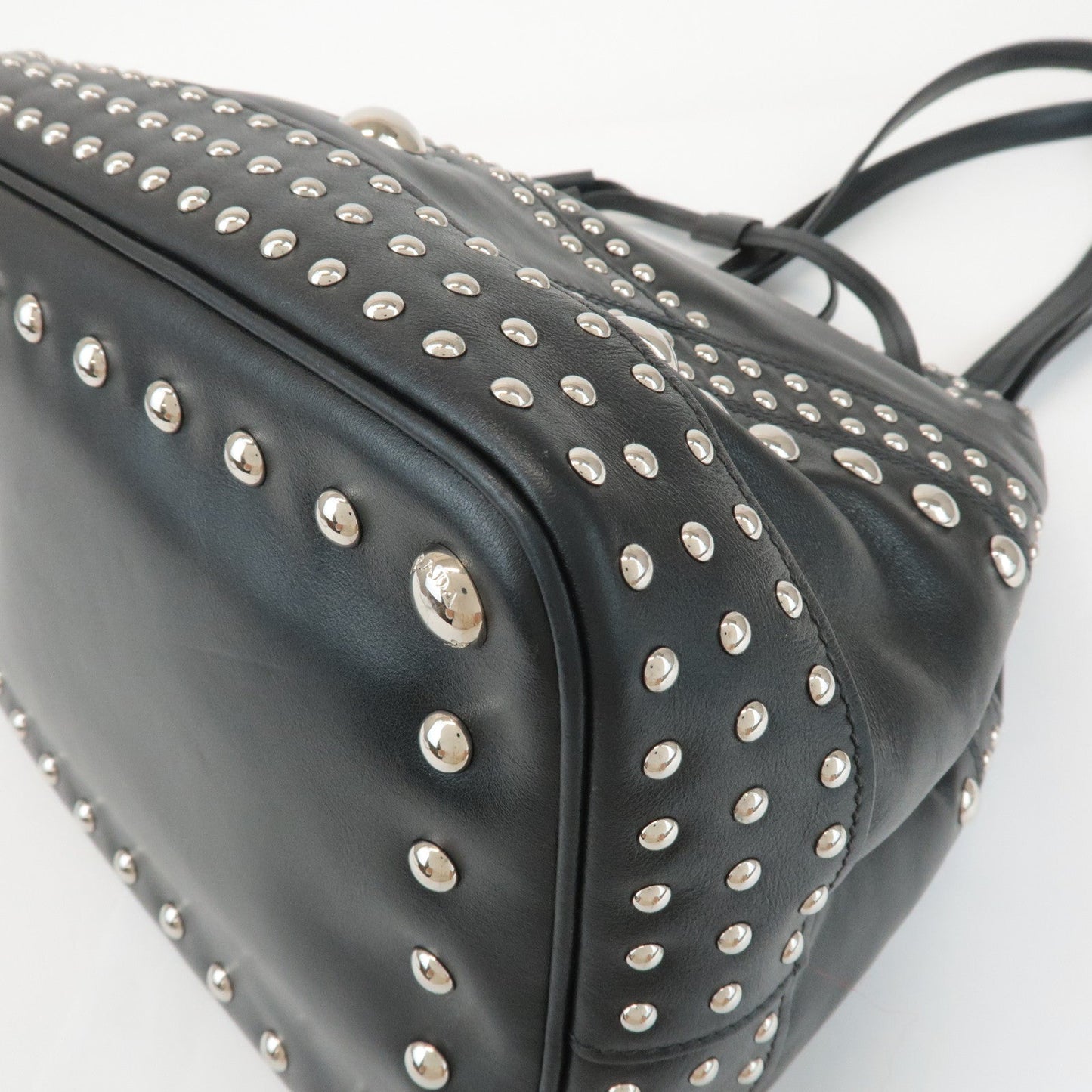 PRADA Calf Leather Drawstring Shoulder Bag Studs Tassel B5061M  d