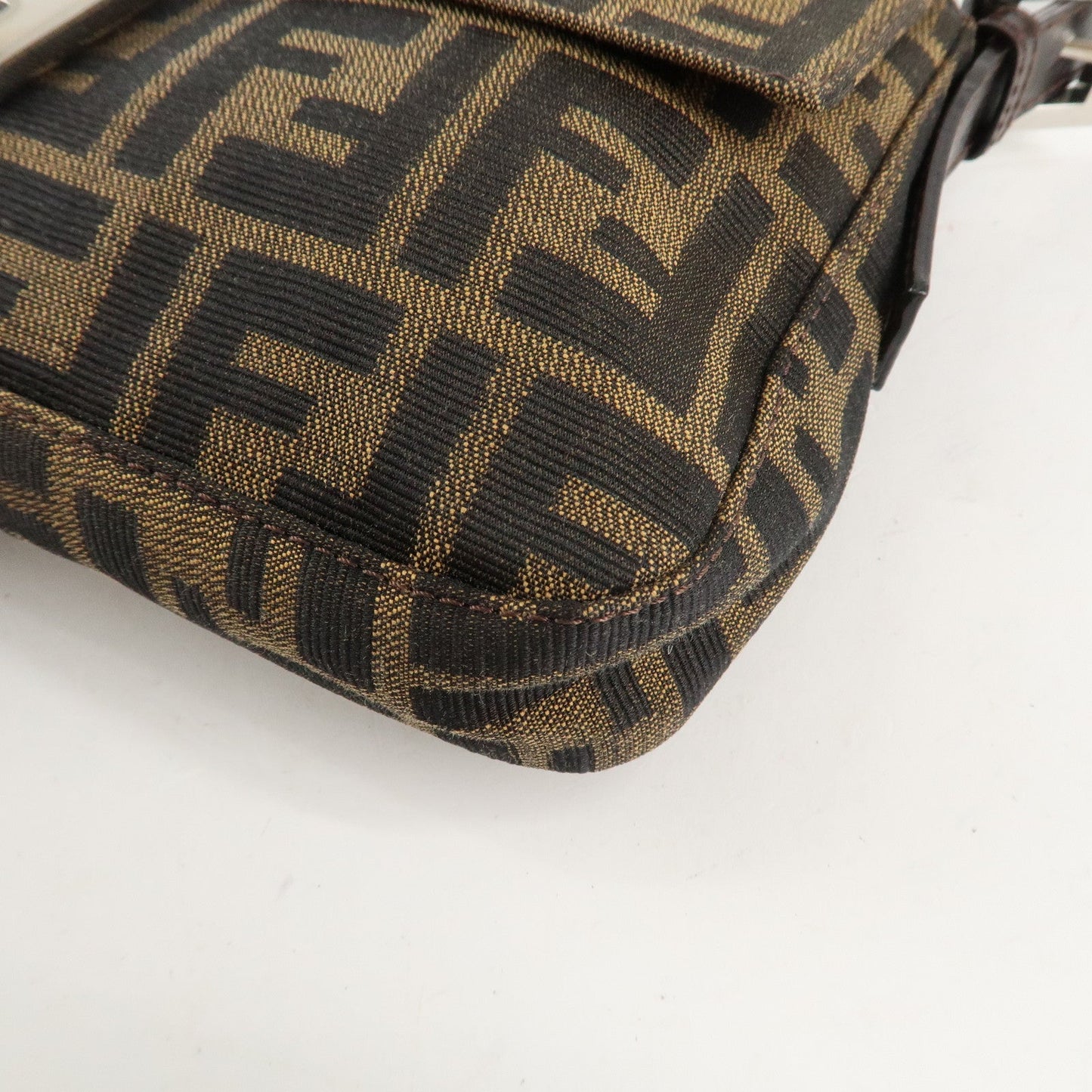 FENDI Mamma Baguette Zucca Canvas Leathr Shoulder Bag 214526424099  d