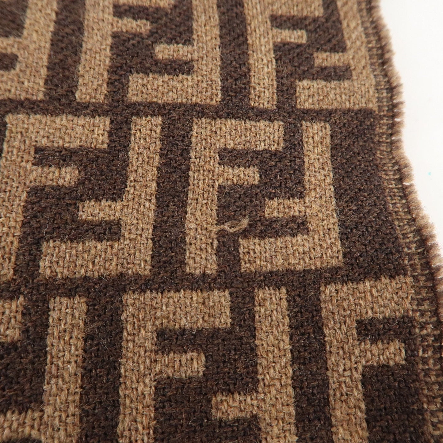 FENDI Zucchino Wool 100% Scarf Brown Black  d