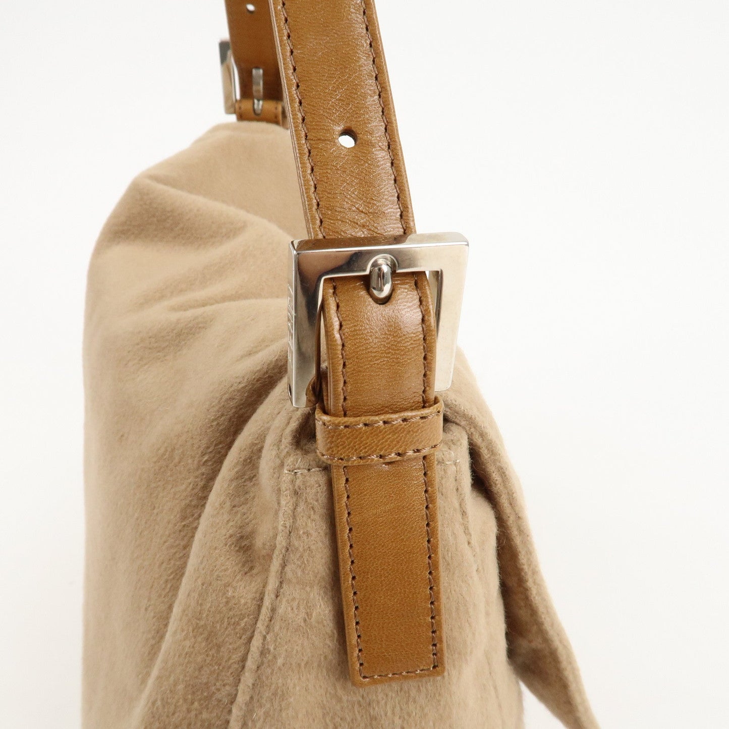 FENDI Mamma Baguette Cashmere Leather Shoulder Bag 26325  d