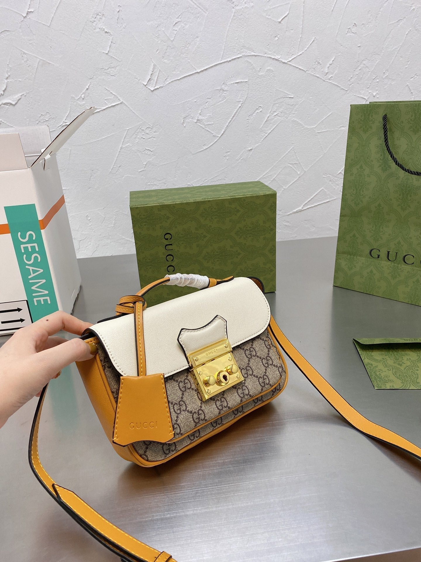 EN - New 1:1 rep  Bags GCI 340