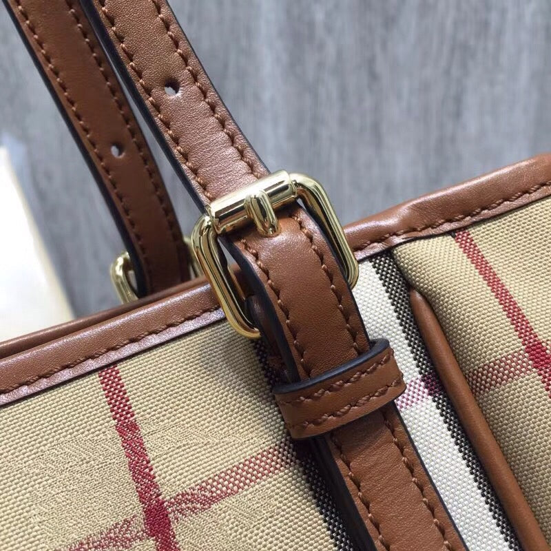 Top Quality The Small Canter Horseferry Check Tote Brown For Women, Women’s Bags 11.6in/29.5cm
