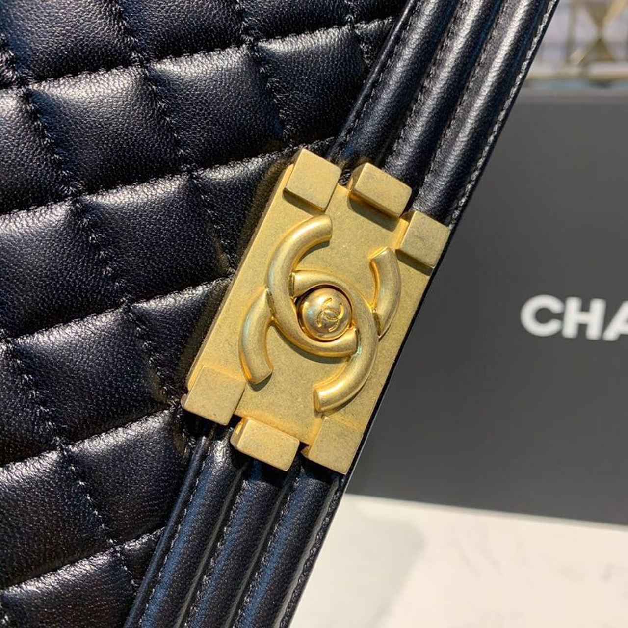 CHL Boy Handbag Gold Toned Hardware Black For Women Bags, Shoulder And Crossbody Bags 9.8in/25cm A67086