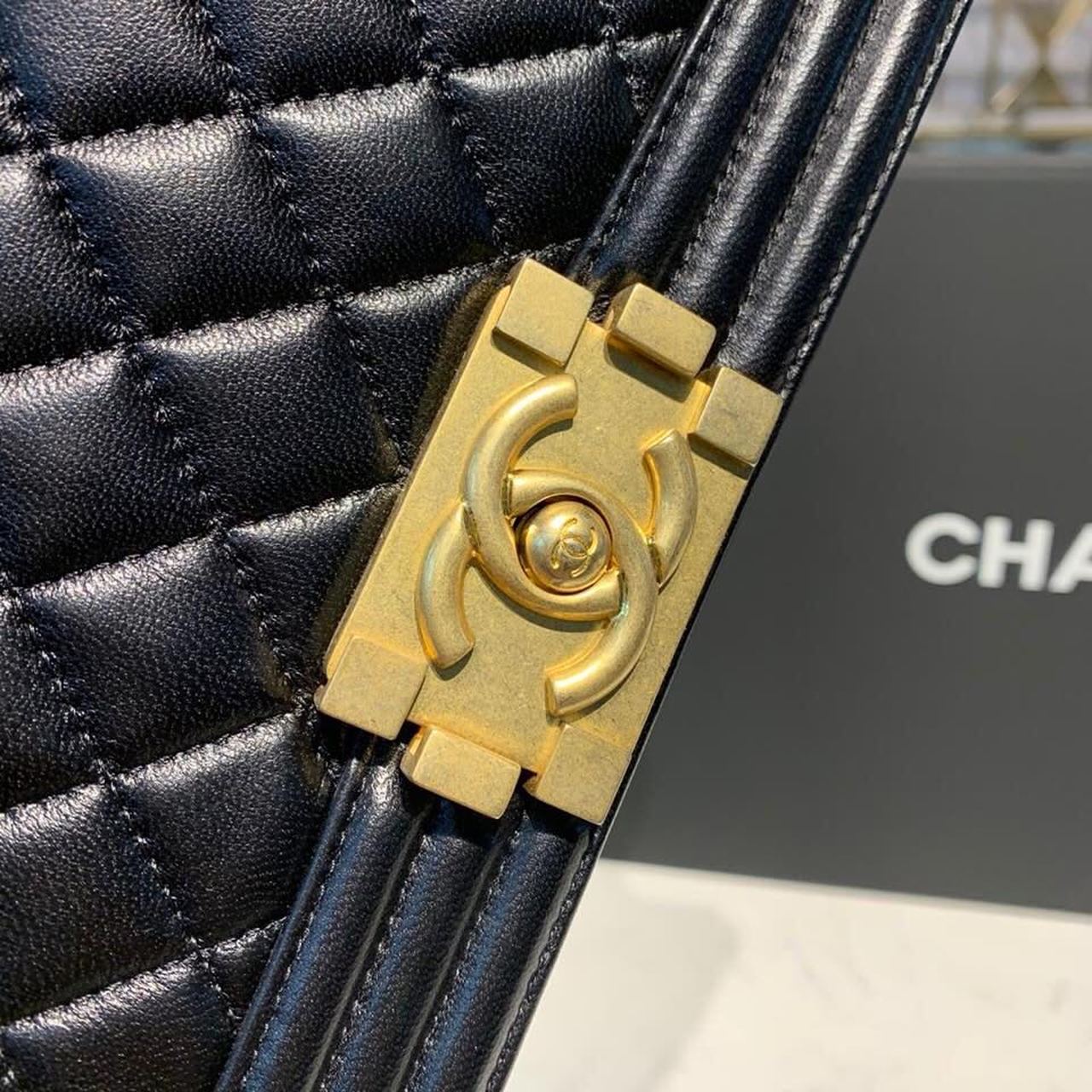CHL Boy Handbag Gold Toned Hardware Black For Women Bags, Shoulder And Crossbody Bags 9.8in/25cm A67086