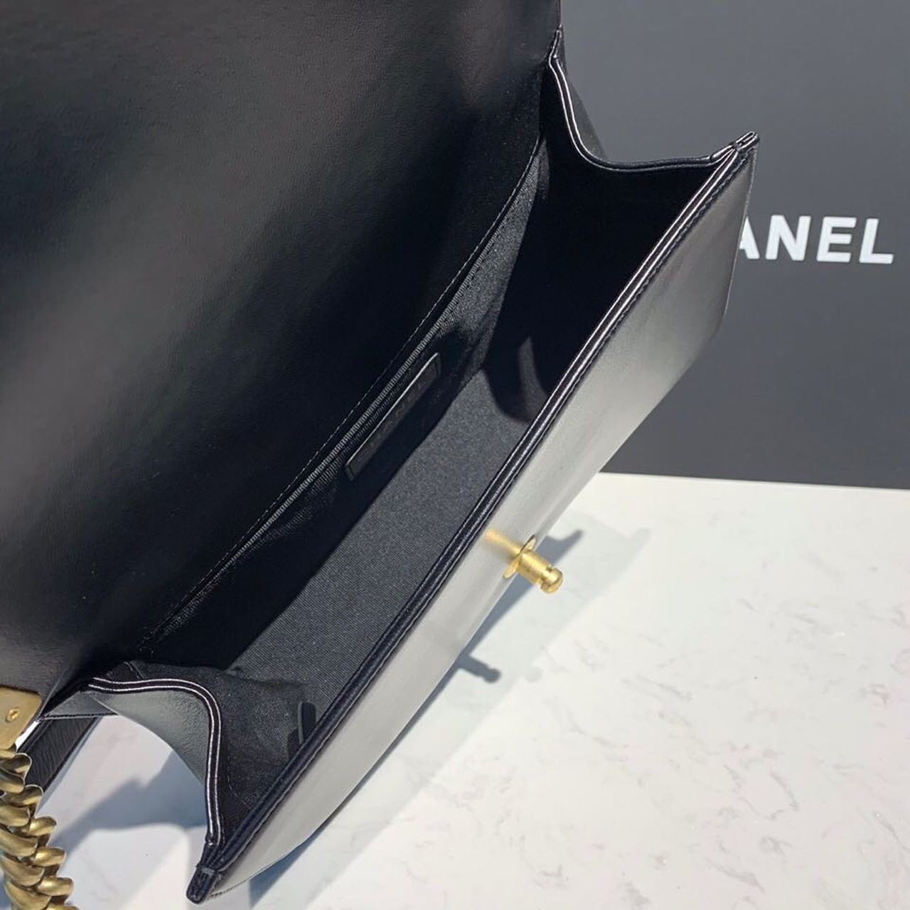 CHL Boy Handbag Gold Toned Hardware Black For Women Bags, Shoulder And Crossbody Bags 9.8in/25cm A67086