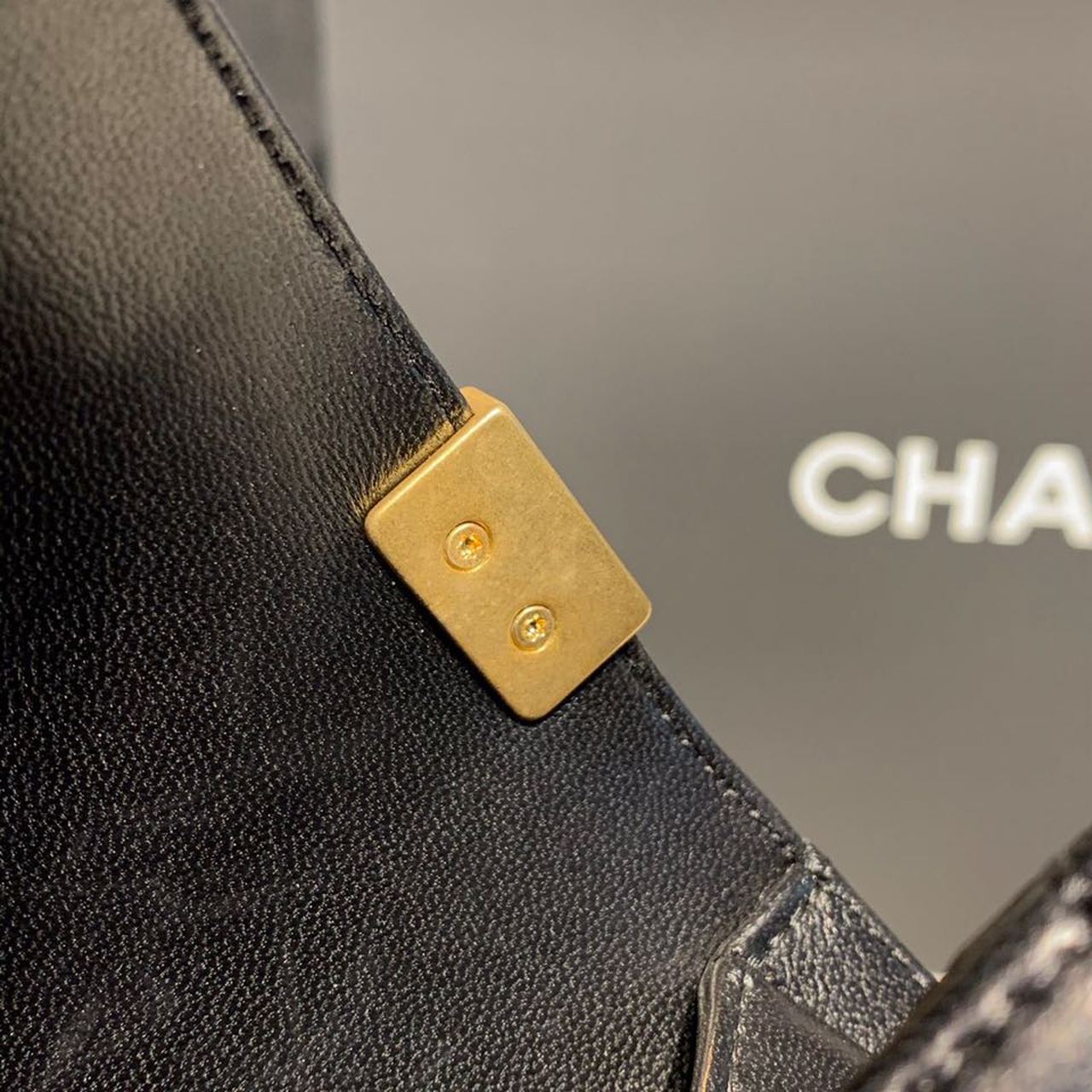 CHL Boy Handbag Gold Toned Hardware Black For Women Bags, Shoulder And Crossbody Bags 9.8in/25cm A67086