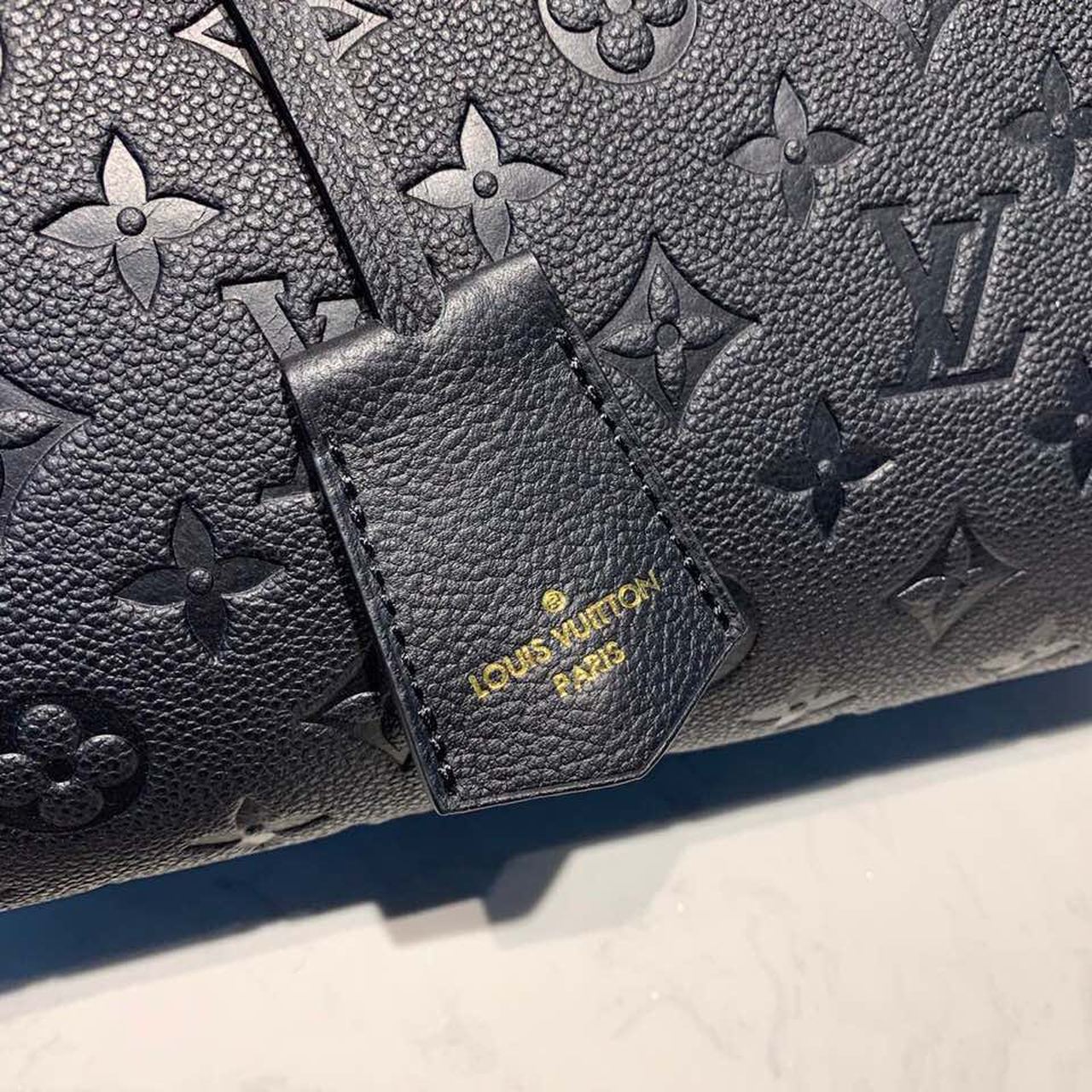 Top Quality Speedy Bandouliere 30 Monogram Empreinte Black For Women,  Shoulder And Crossbody Bags 11.8in/30cm Top Quality M42406