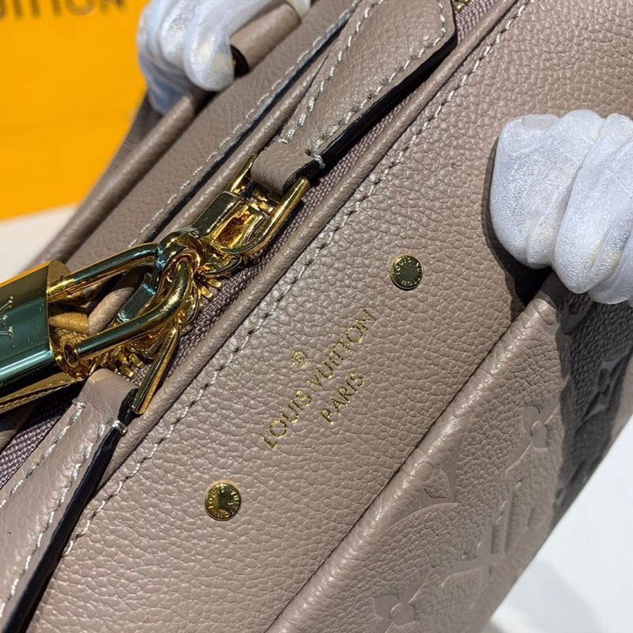 Top Quality Speedy Bandouliere 20 Monogram Empreinte Galet Grey For Women,  Shoulder And Crossbody Bags 7.8in/20cm Top Quality