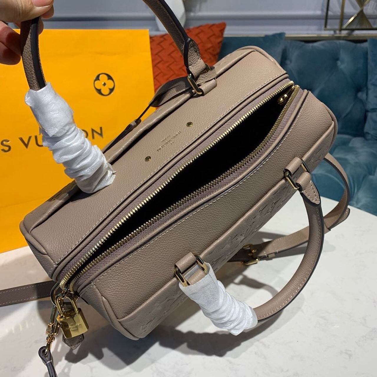 Top Quality Speedy Bandouliere 25 Monogram Empreinte Galet Grey For Women,  Shoulder And Crossbody Bags 9.8in/25cm Top Quality