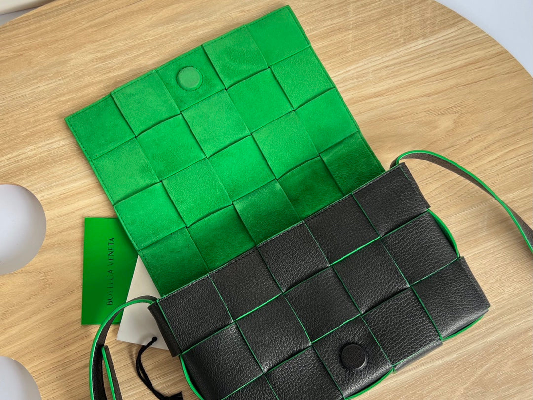 Top Quality Cassette Bag Black And Green, For Women, Bags 9.1in/23cm