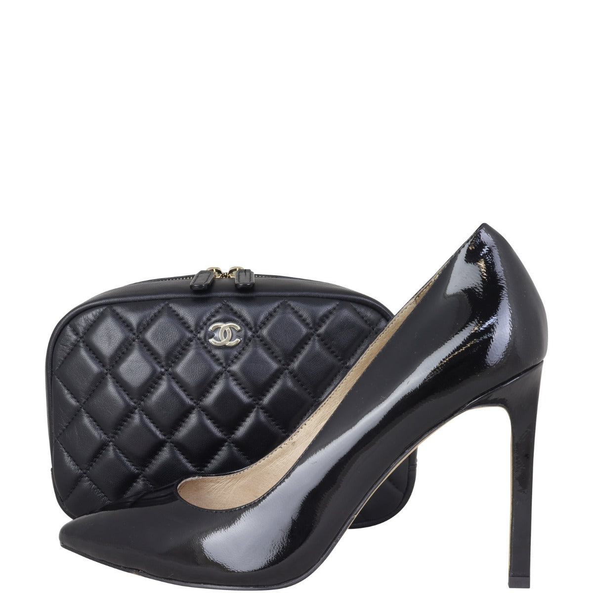 Chanel Quilted Cosmetic Case Medium | Black