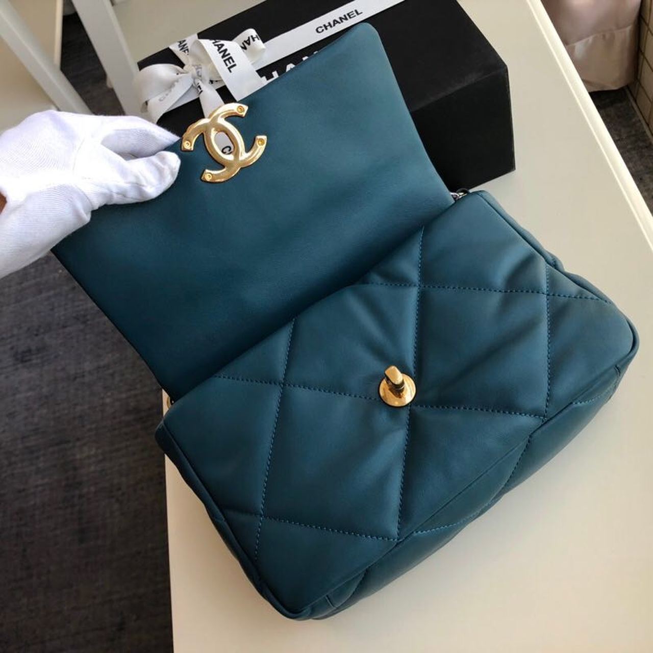CHL 19 Handbag Teal For Women, Women’s Bags, Shoulder And Crossbody Bags 10in/26cm AS1160