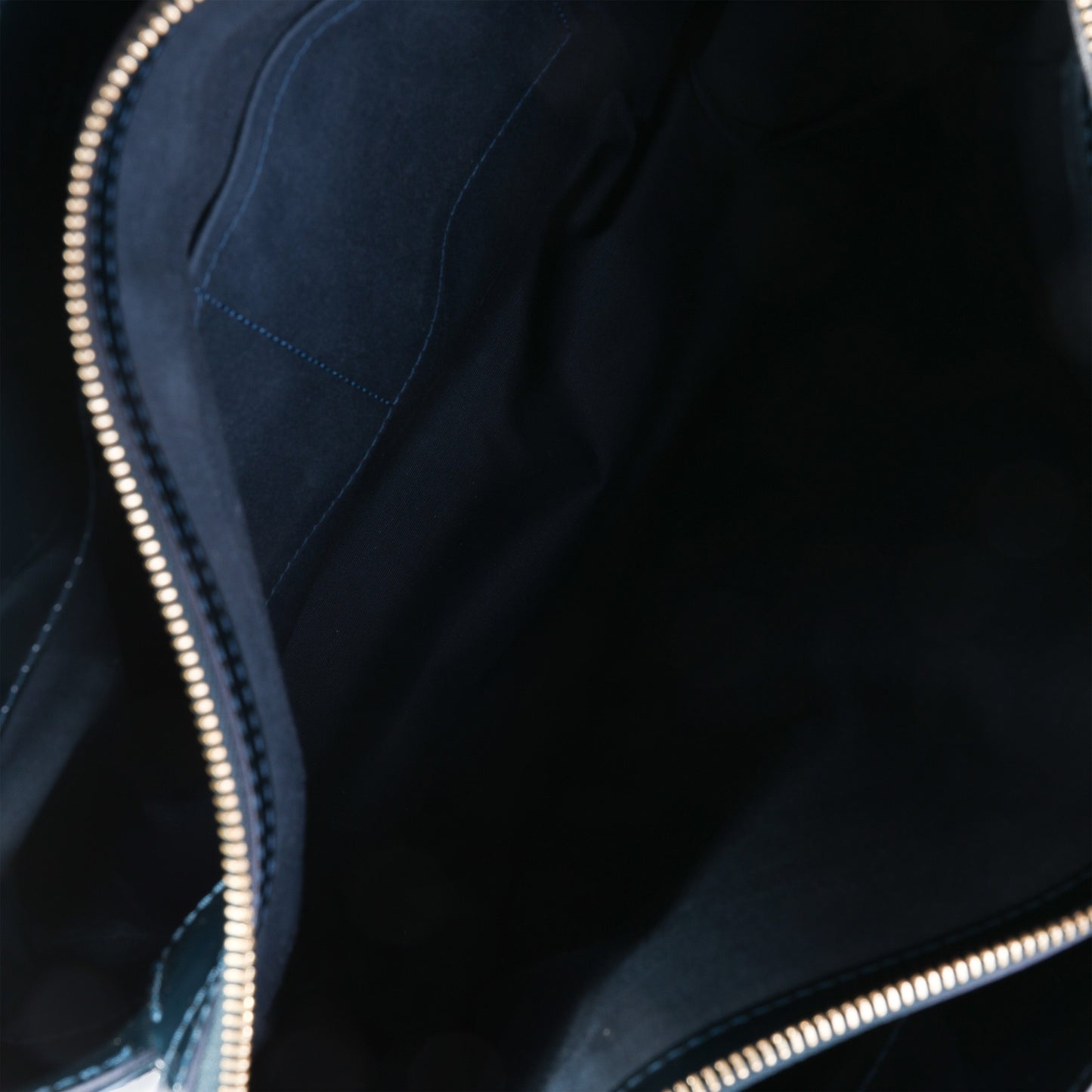 Louis Vuitton  Bleu Nuit Monogram Vernis Melrose Avenue