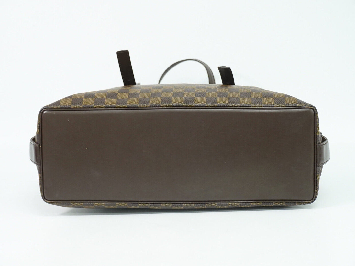 LOUIS VUITTON Chelsea Shoulder Bag