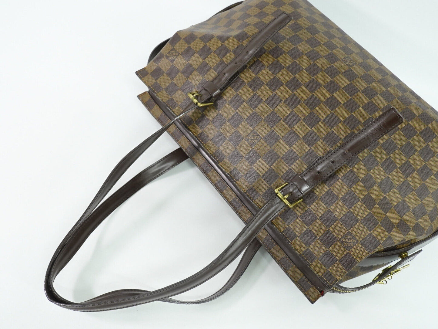 LOUIS VUITTON Chelsea Shoulder Bag