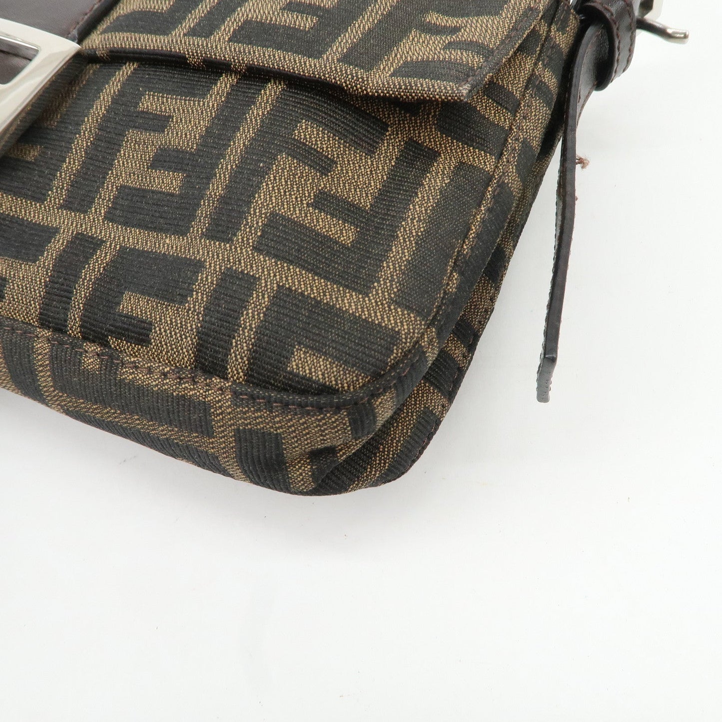 FENDI Mamma Baguette Zucca Canvas Leather Shoulder Bag 26424  d