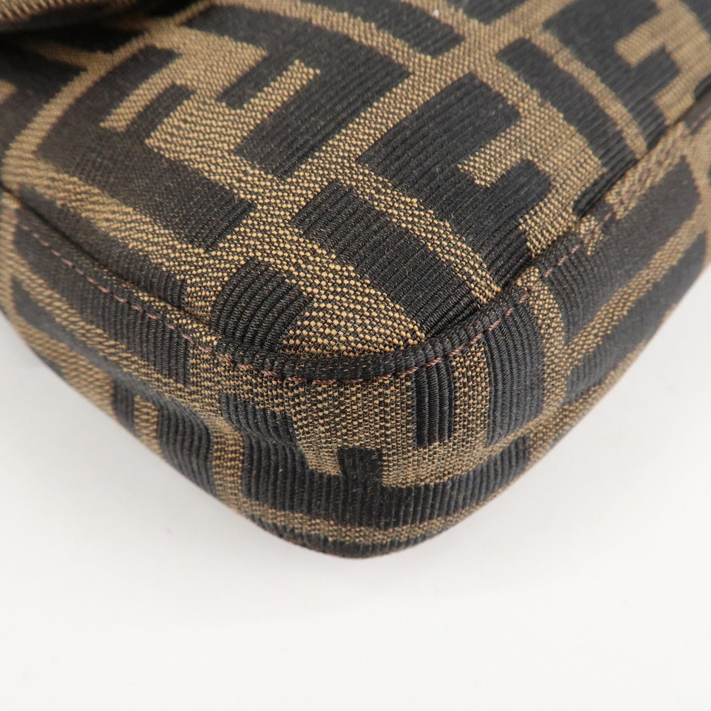 FENDI Mamma Baguette Zucca Canvas Shoulder Bag Brown Black 26424  d