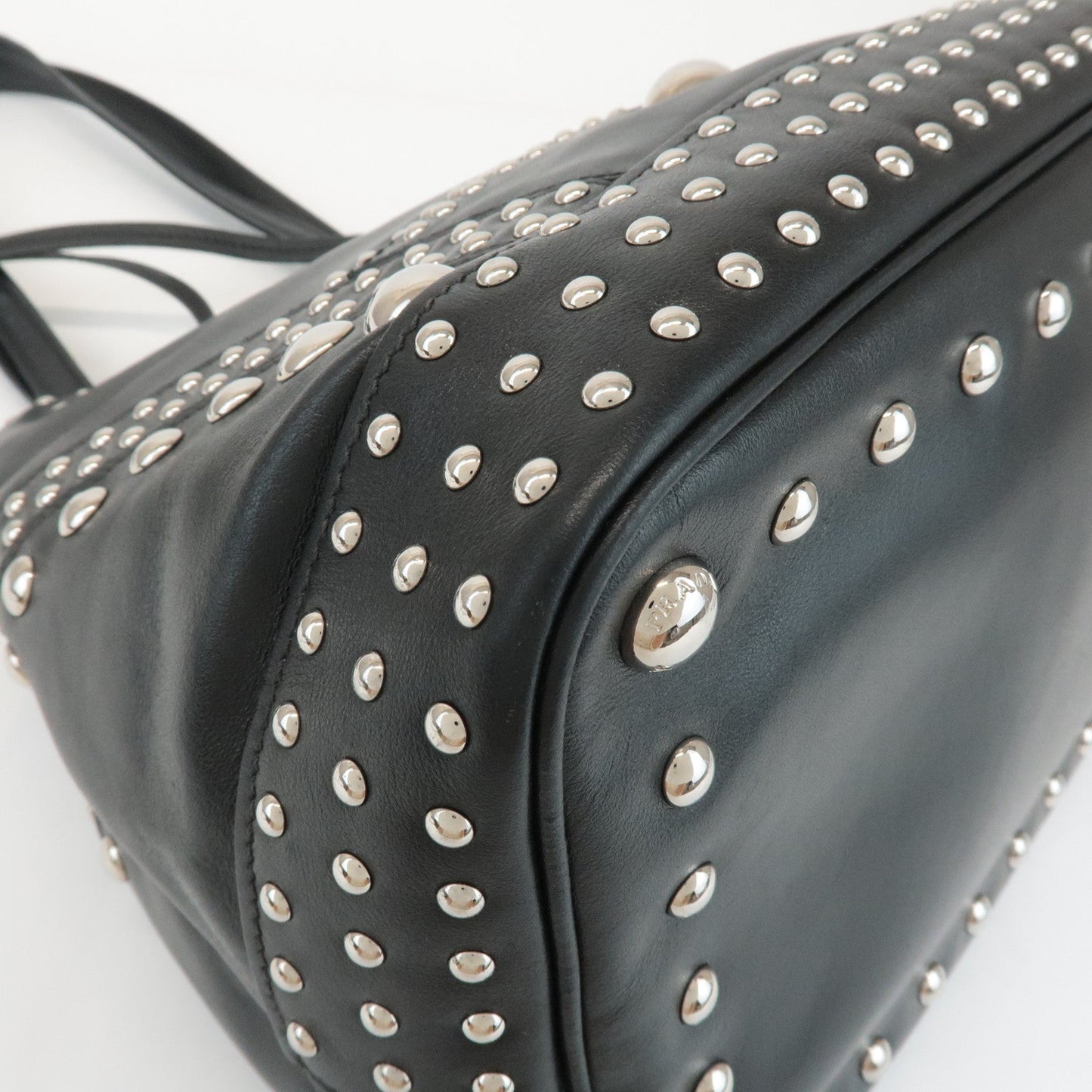 PRADA Calf Leather Drawstring Shoulder Bag Studs Tassel B5061M  d